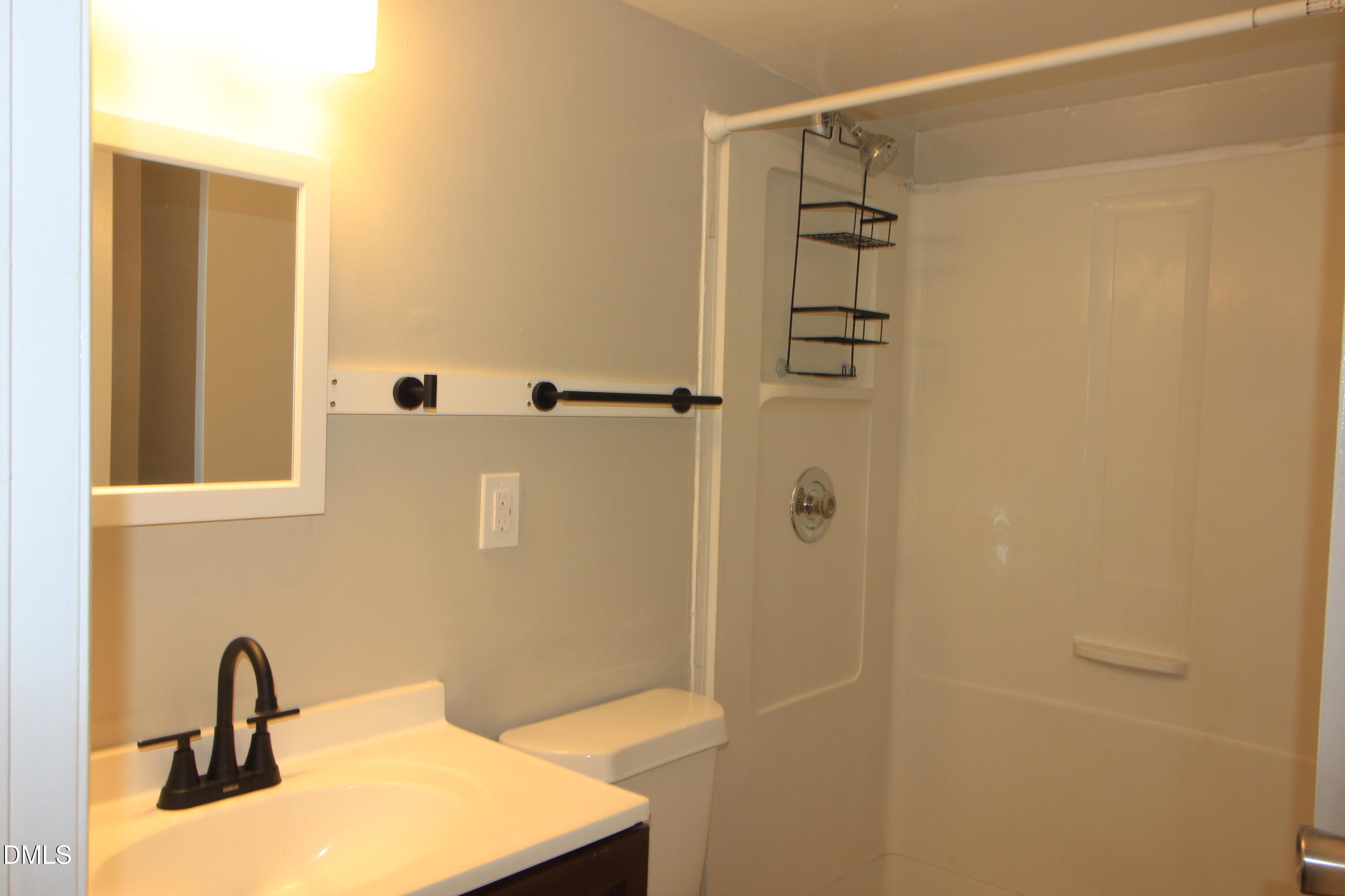 408 Drolmond Drive Property Photo 6