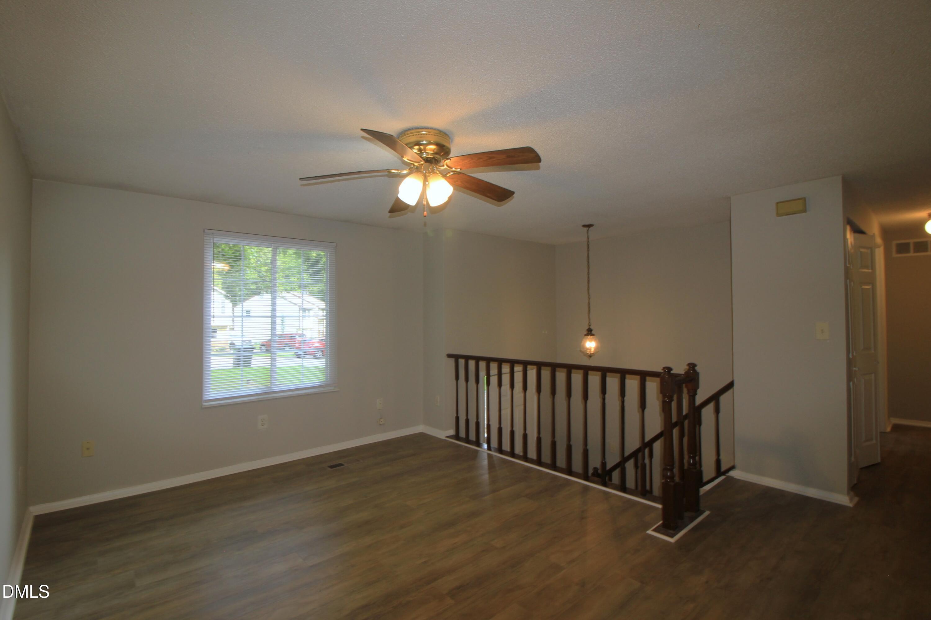 408 Drolmond Drive Property Photo 9