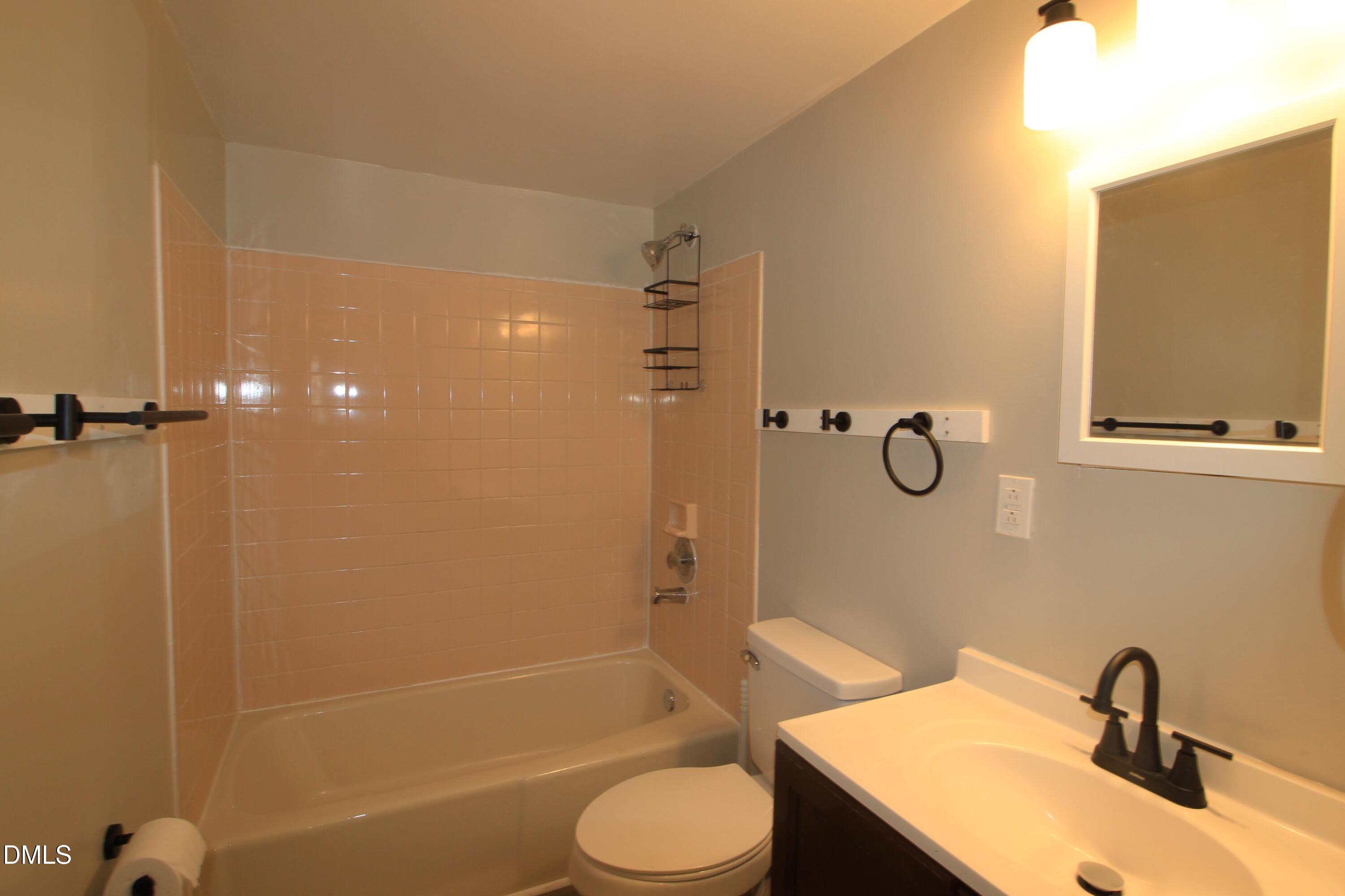 408 Drolmond Drive Property Photo 17