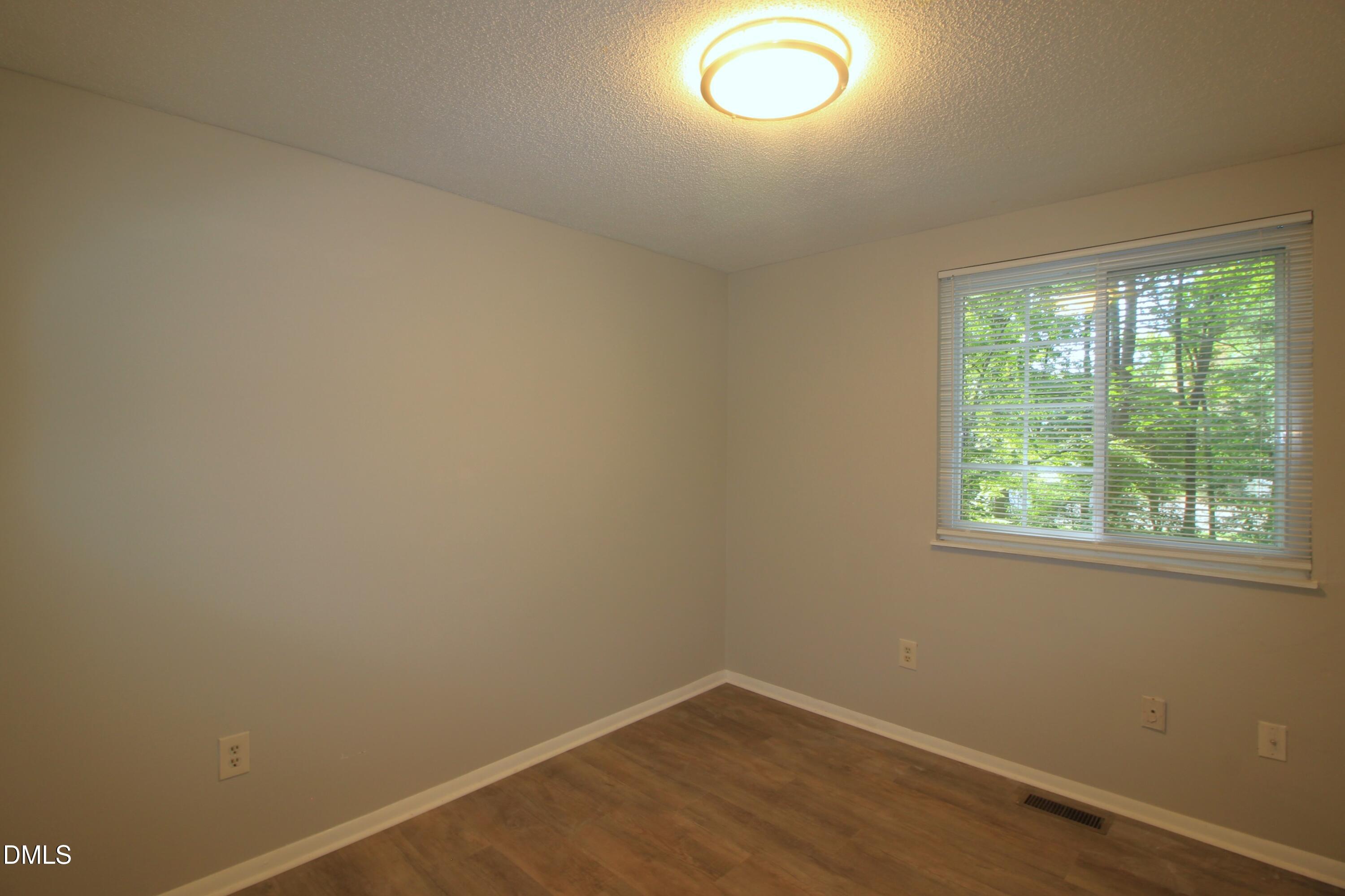 408 Drolmond Drive Property Photo 18
