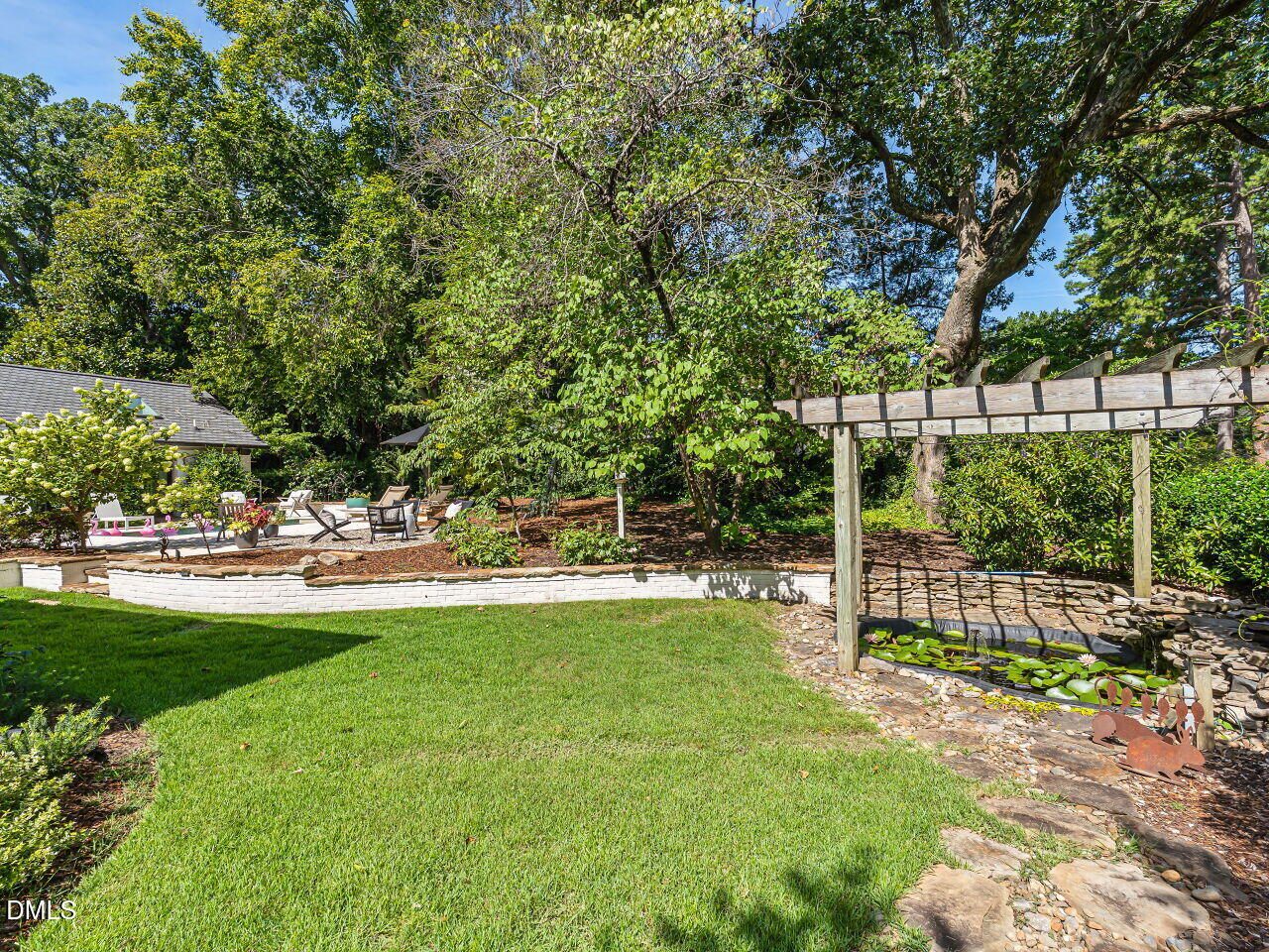 15 Henderson Street Property Photo 41