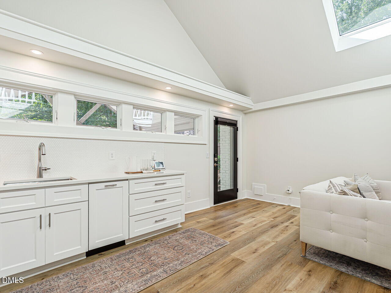 15 Henderson Street Property Photo 53