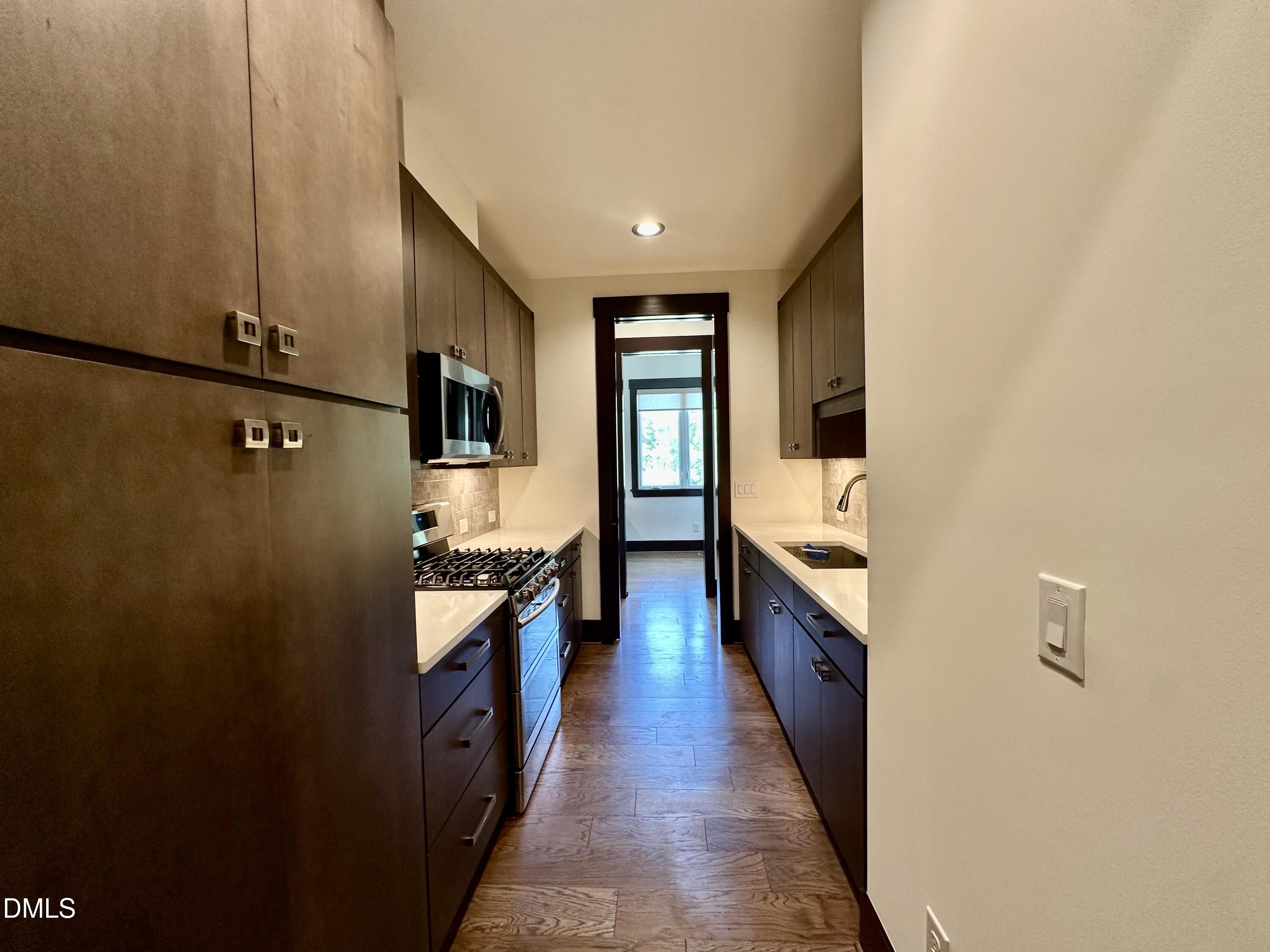 6540 Reserve Pine Drive Property Photo 18