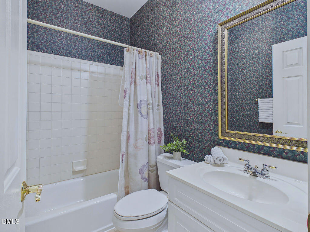 104 Carric Bend Court Property Photo 22