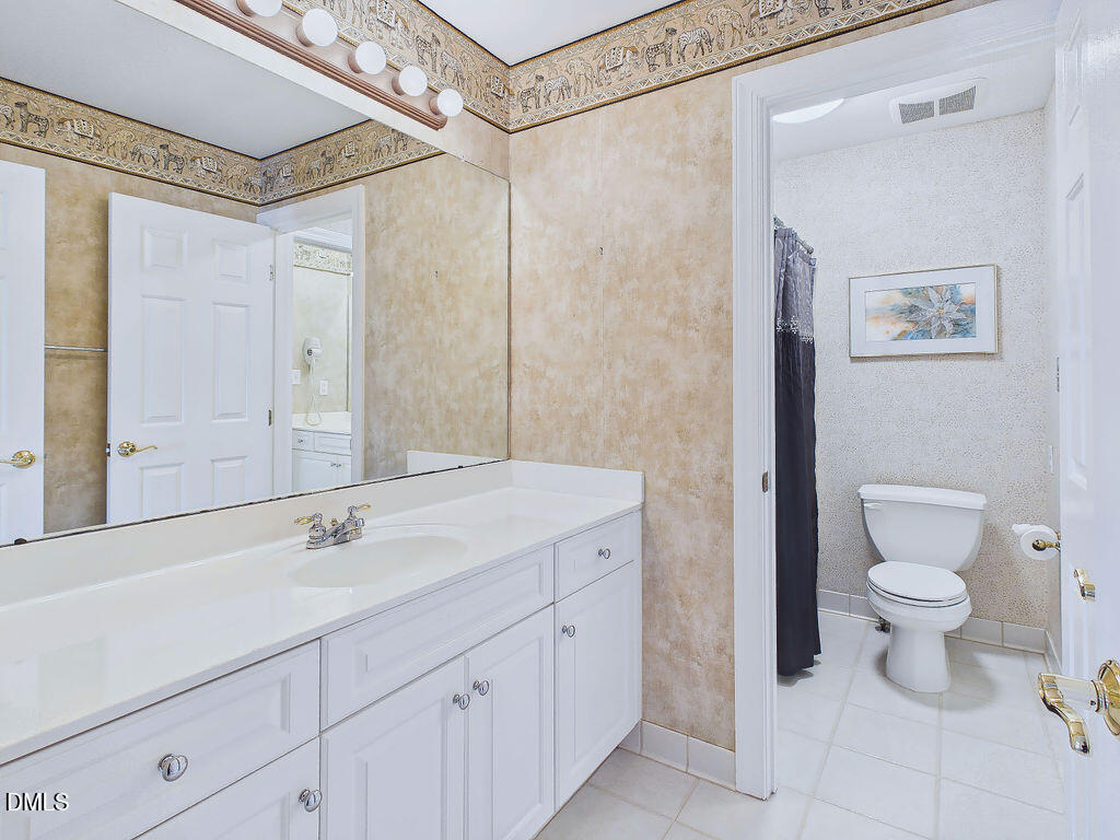 104 Carric Bend Court Property Photo 27