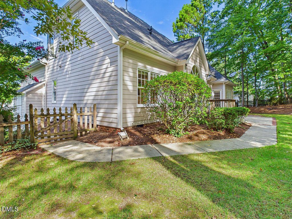 104 Carric Bend Court Property Photo 38