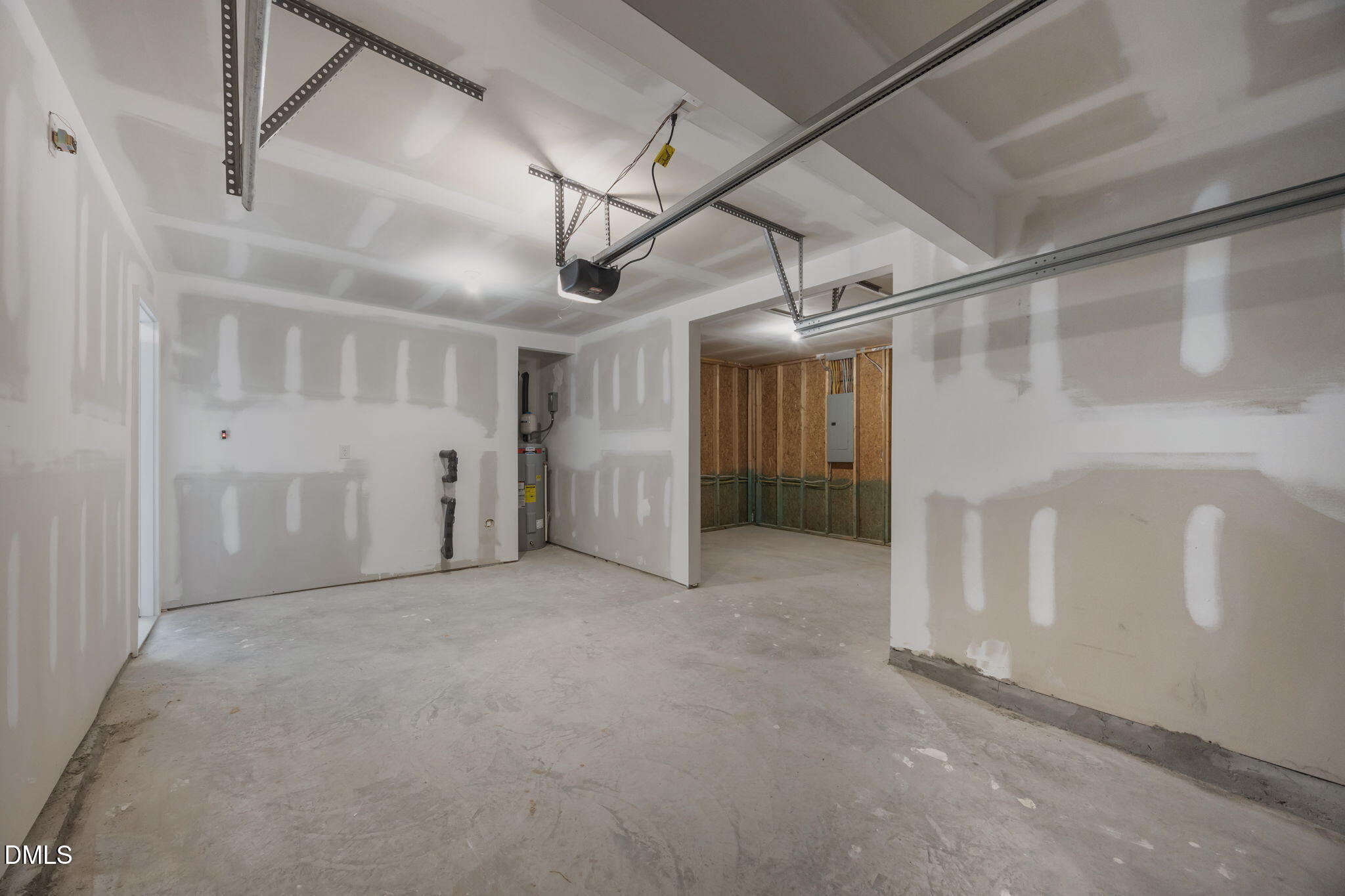 237 Slatestone Road Property Photo 5