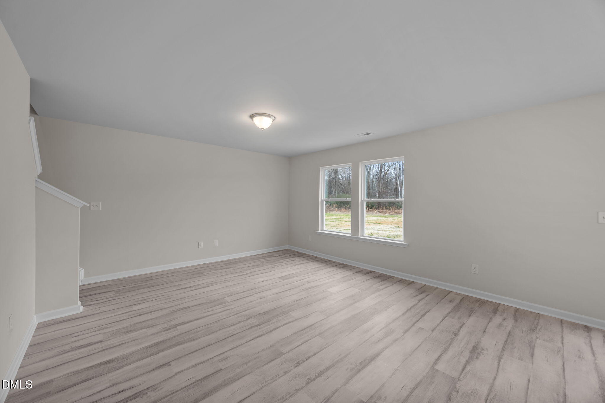 237 Slatestone Road Property Photo 9
