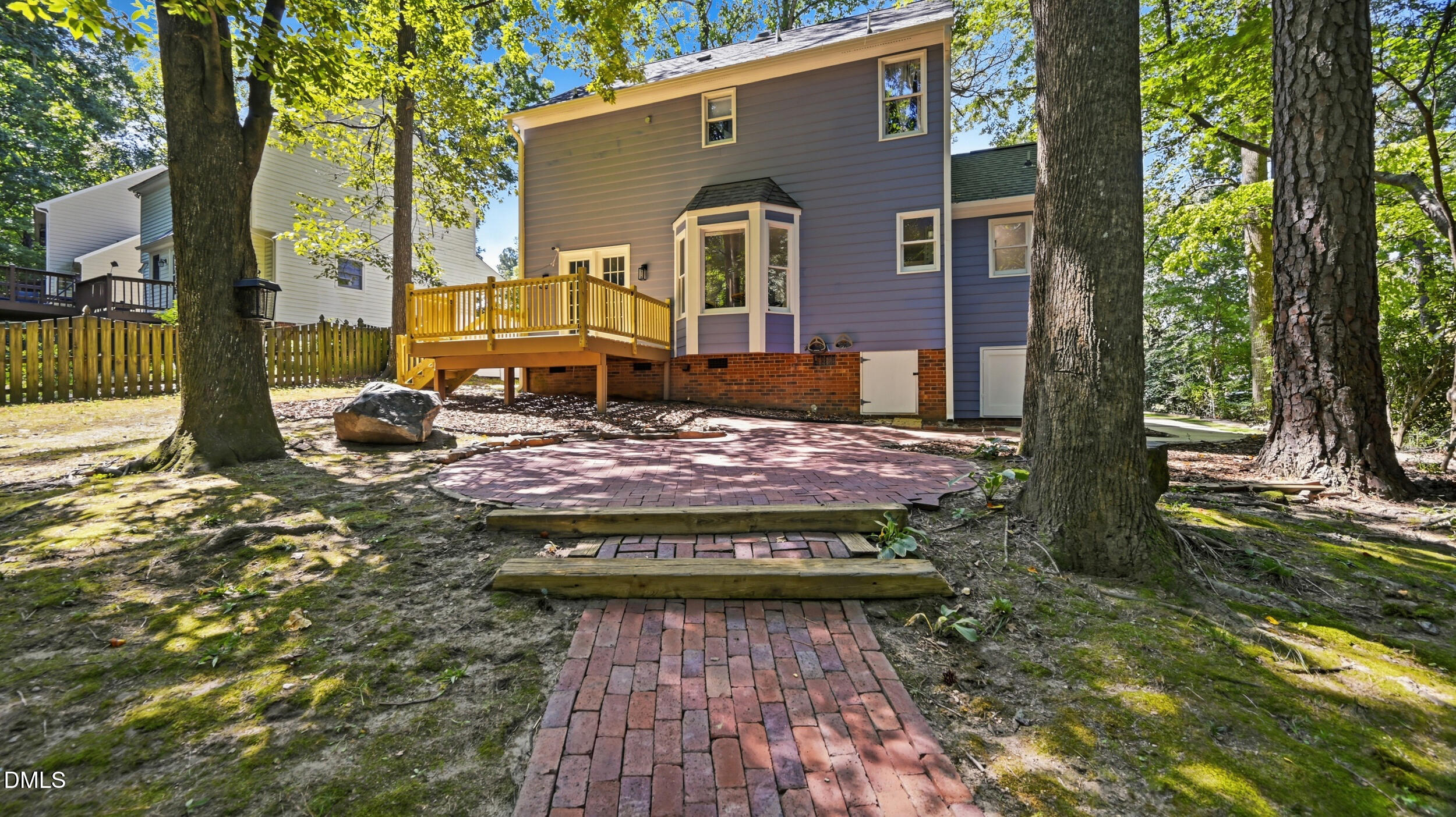 358 Amherst Creek Drive Property Photo 33