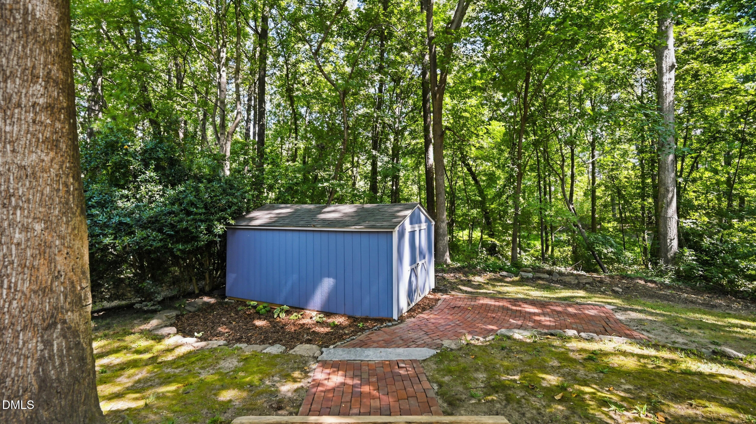 358 Amherst Creek Drive Property Photo 35