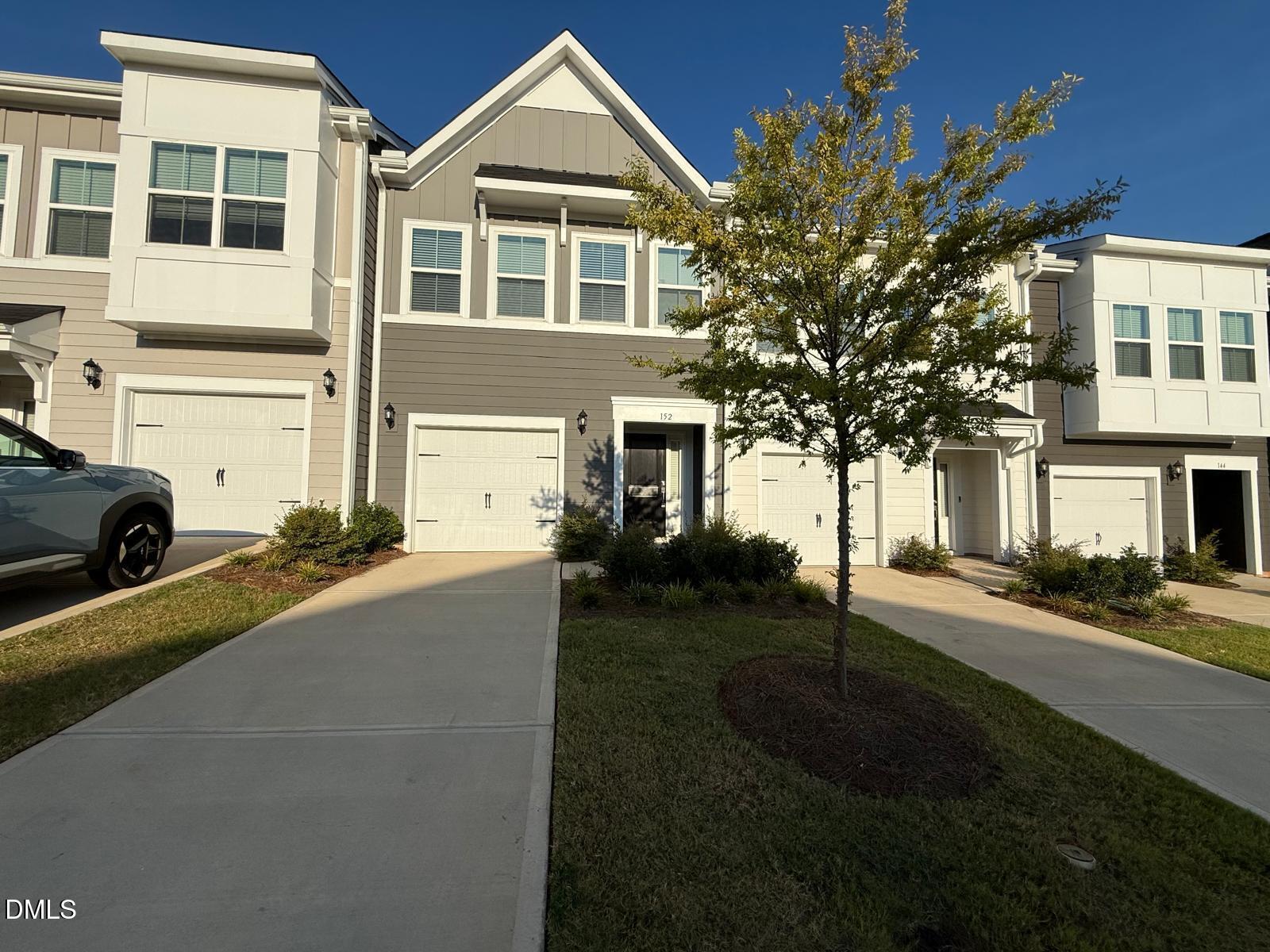 152 Fideaux Boulevard Property Photo 1