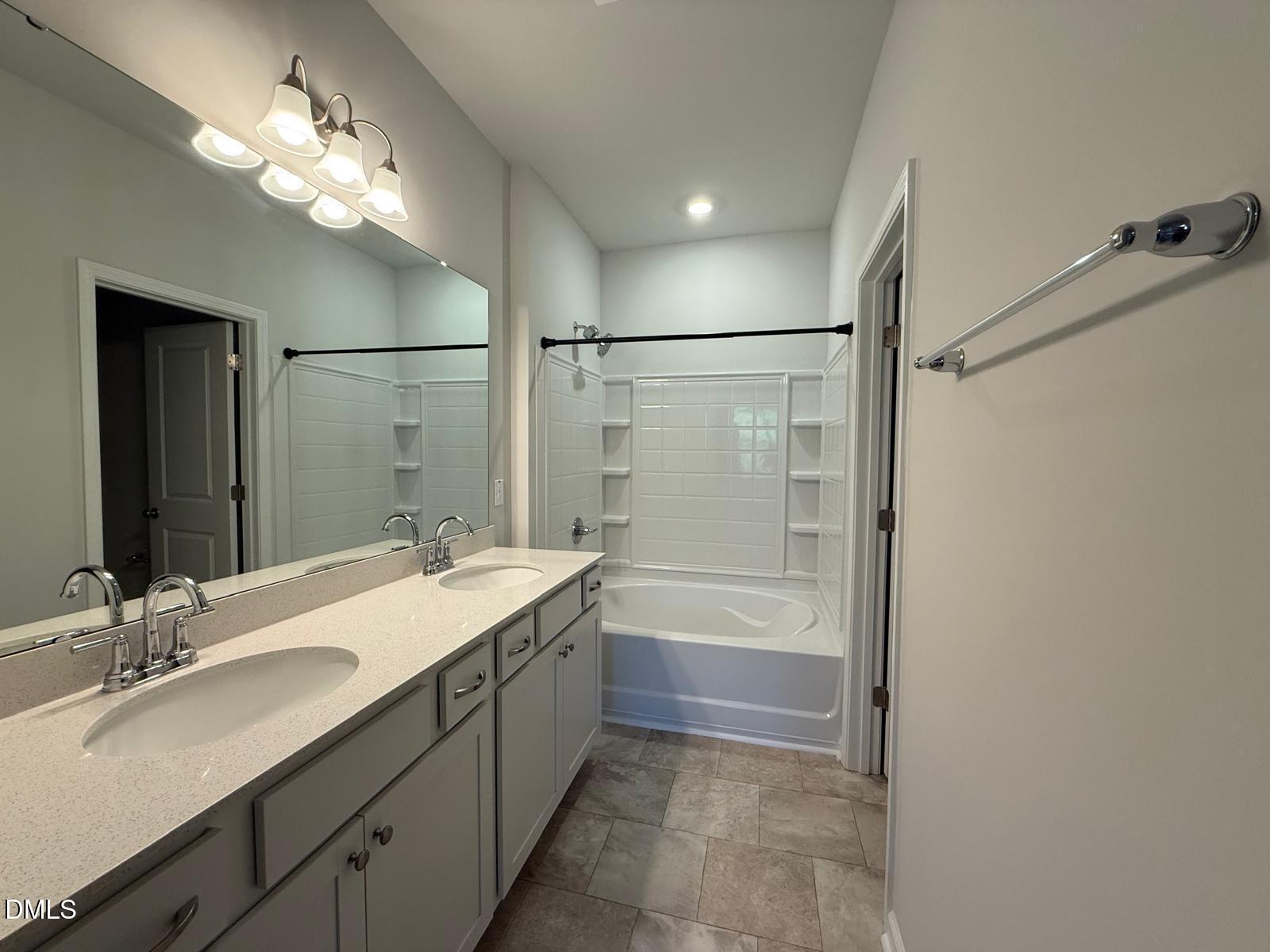 152 Fideaux Boulevard Property Photo 20