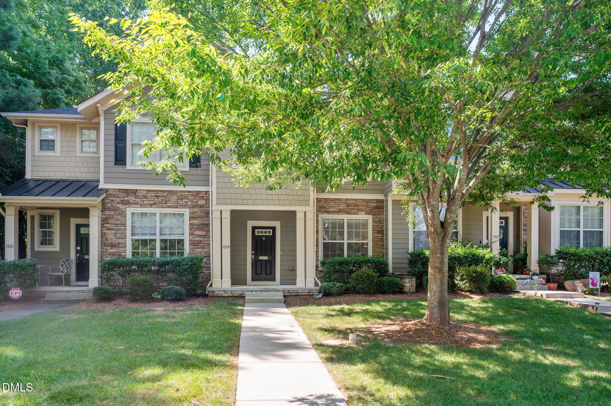 1519 Waterland Drive Property Photo 1