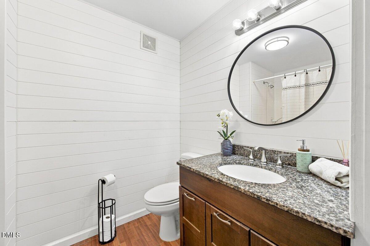 2516 Deanwood Drive Property Photo 13