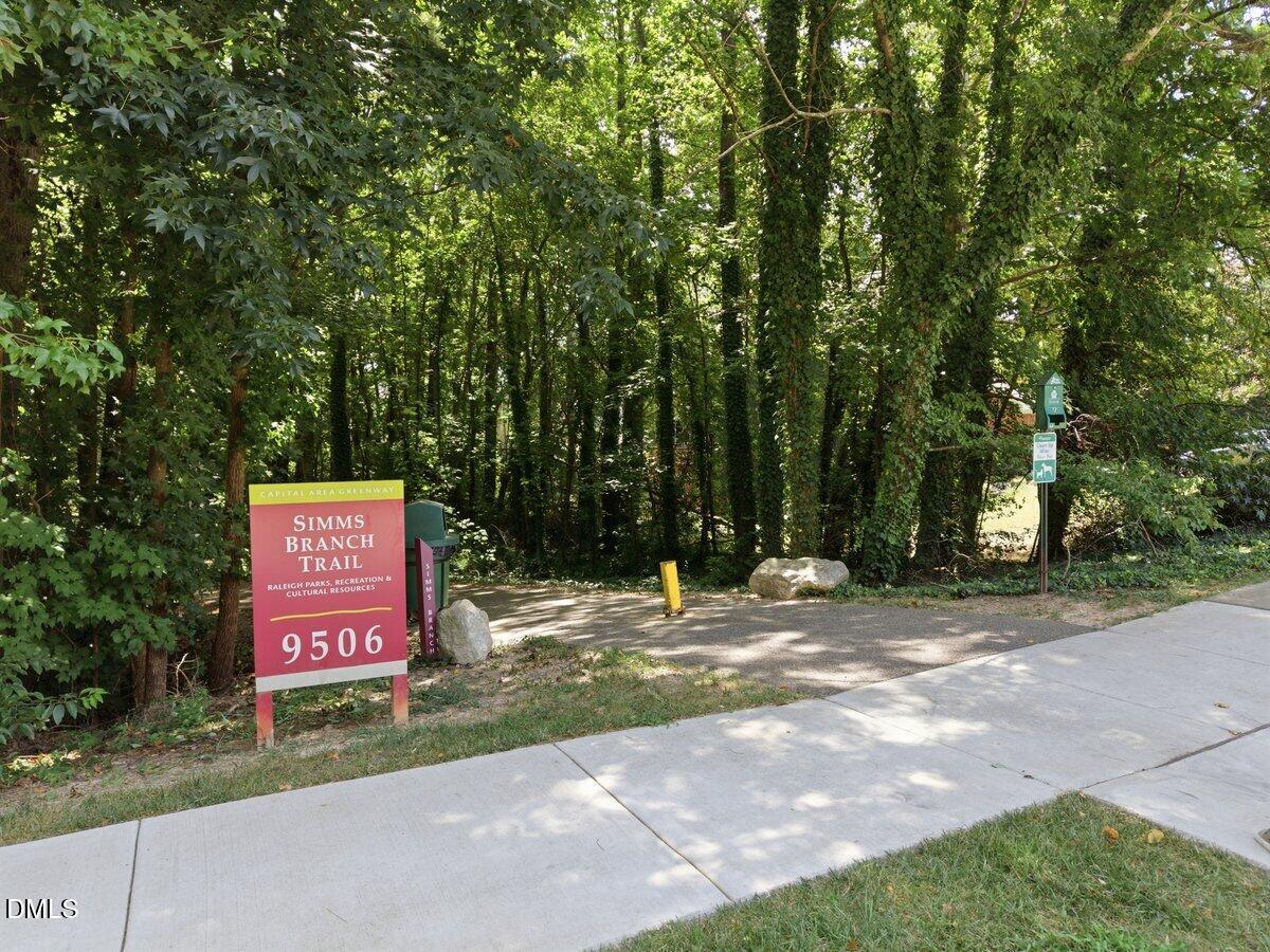 2516 Deanwood Drive Property Photo 27