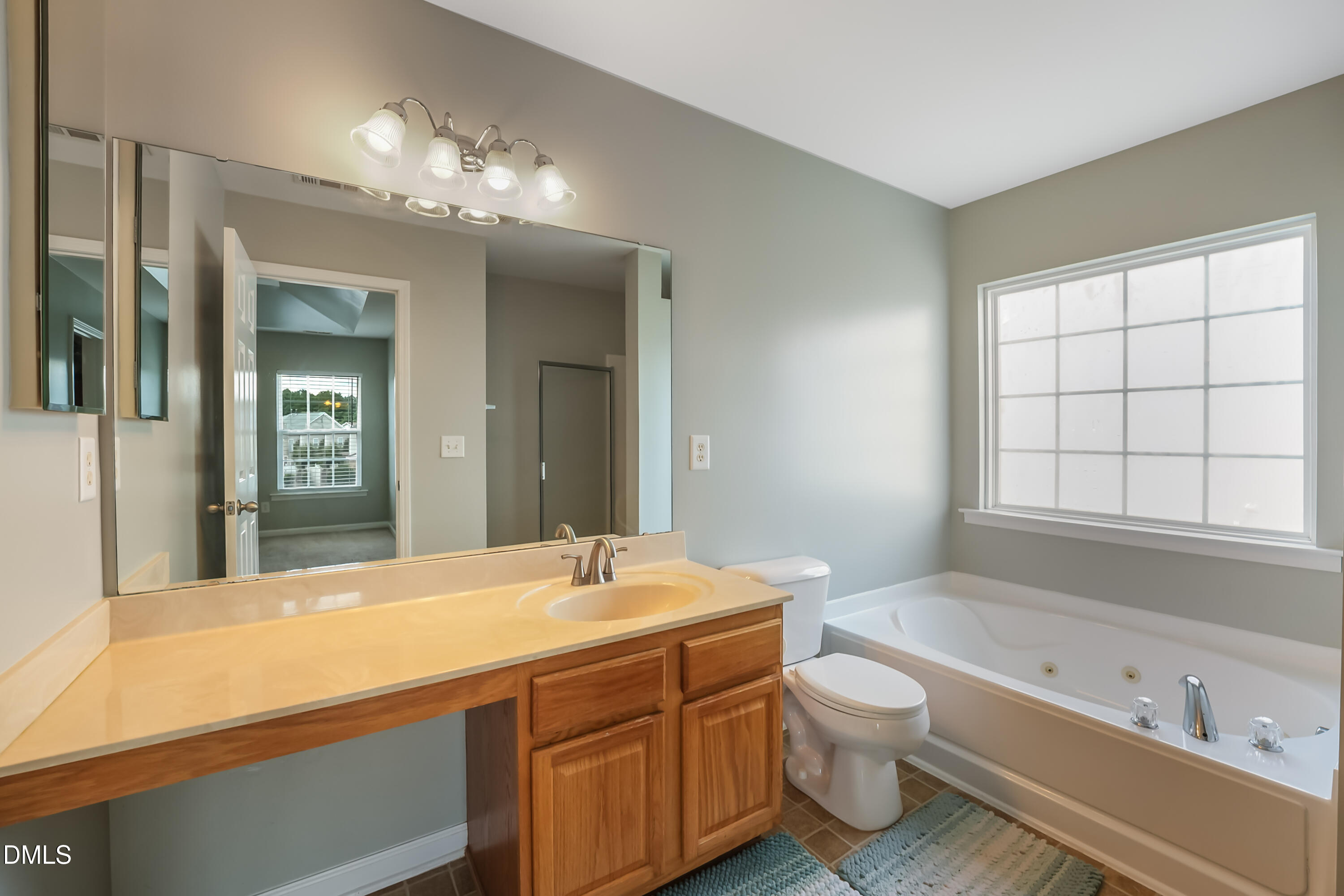 3221 Mackinac Island Lane Property Photo 15