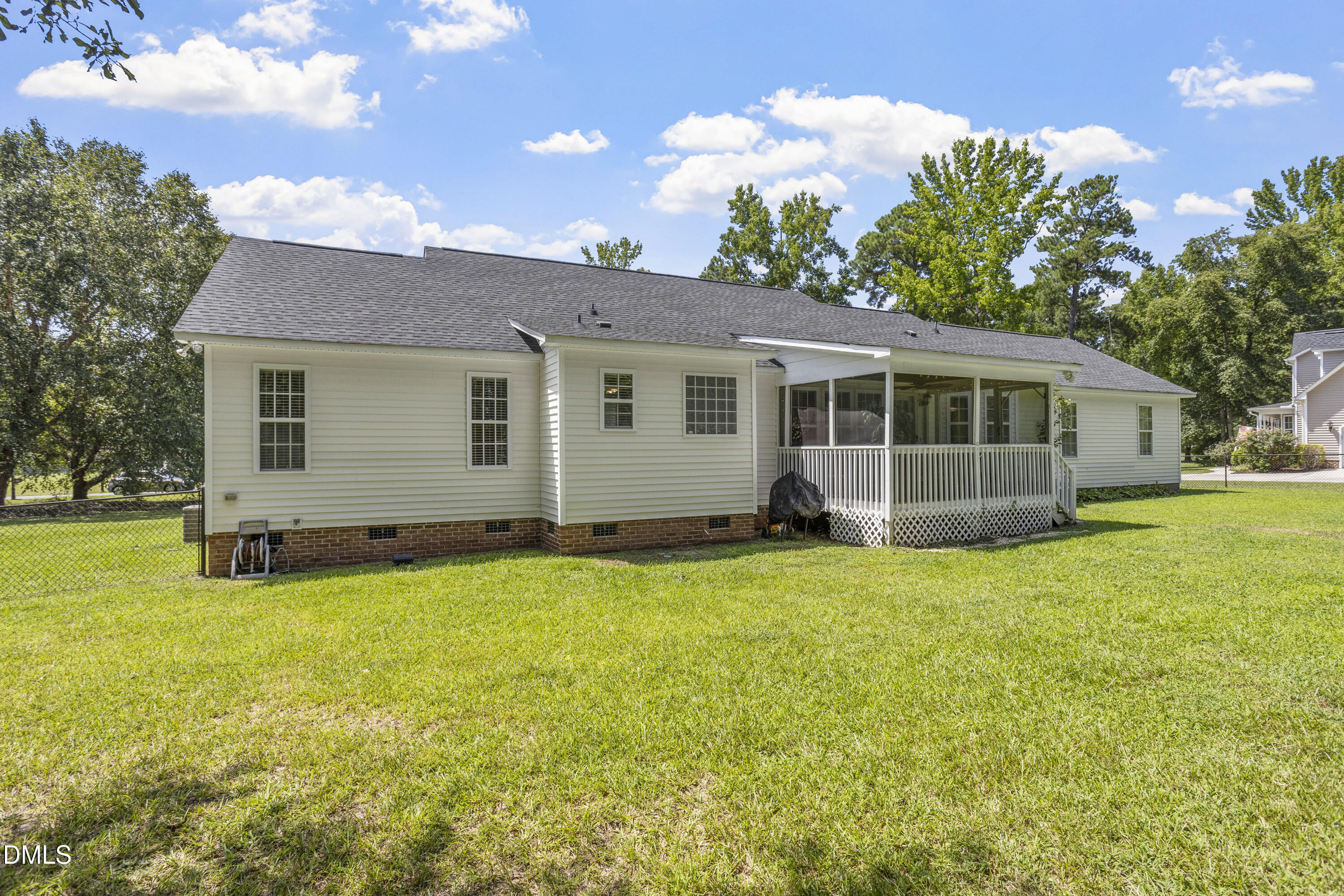 113 Tadley Court Property Photo 9