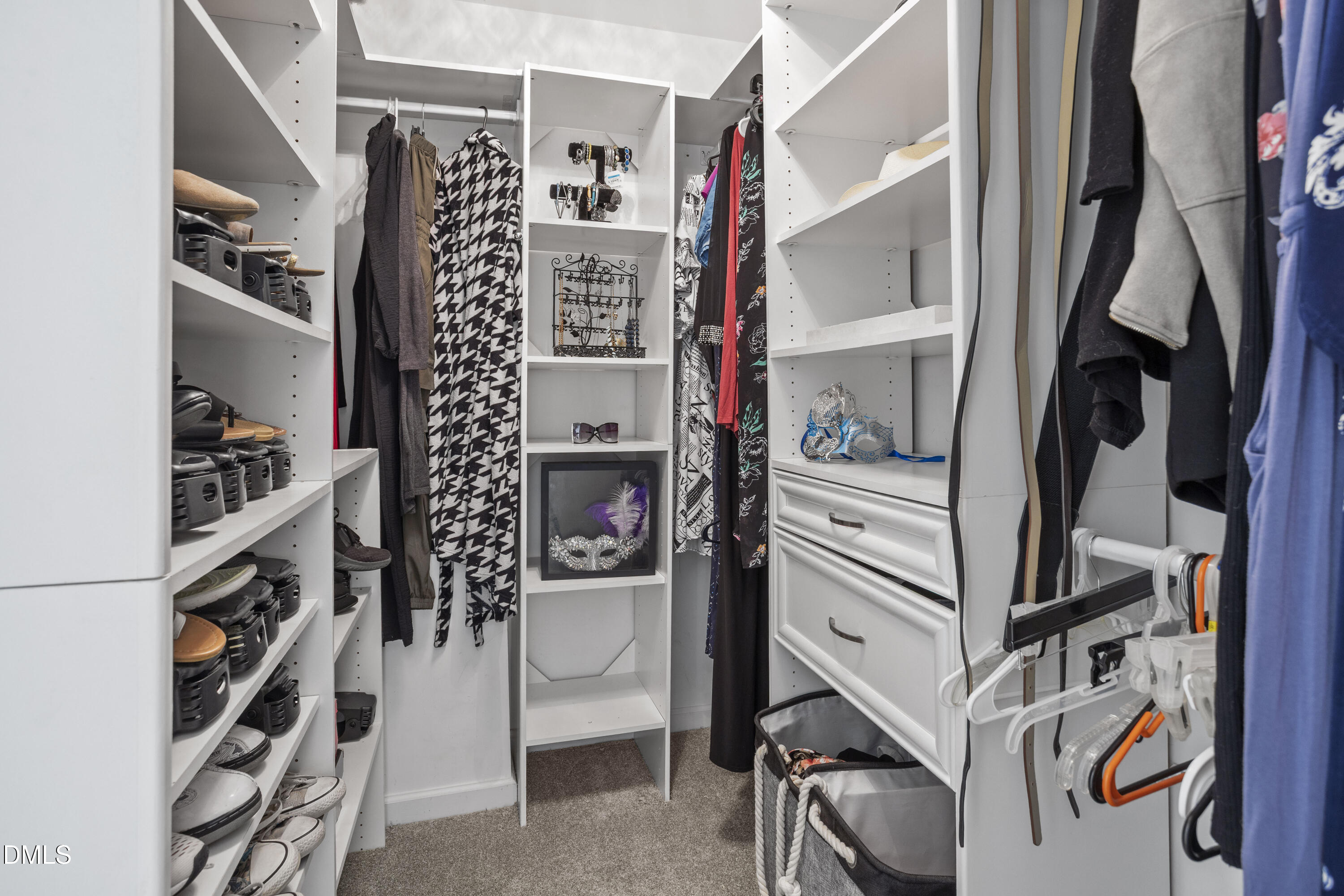113 Tadley Court Property Photo 30