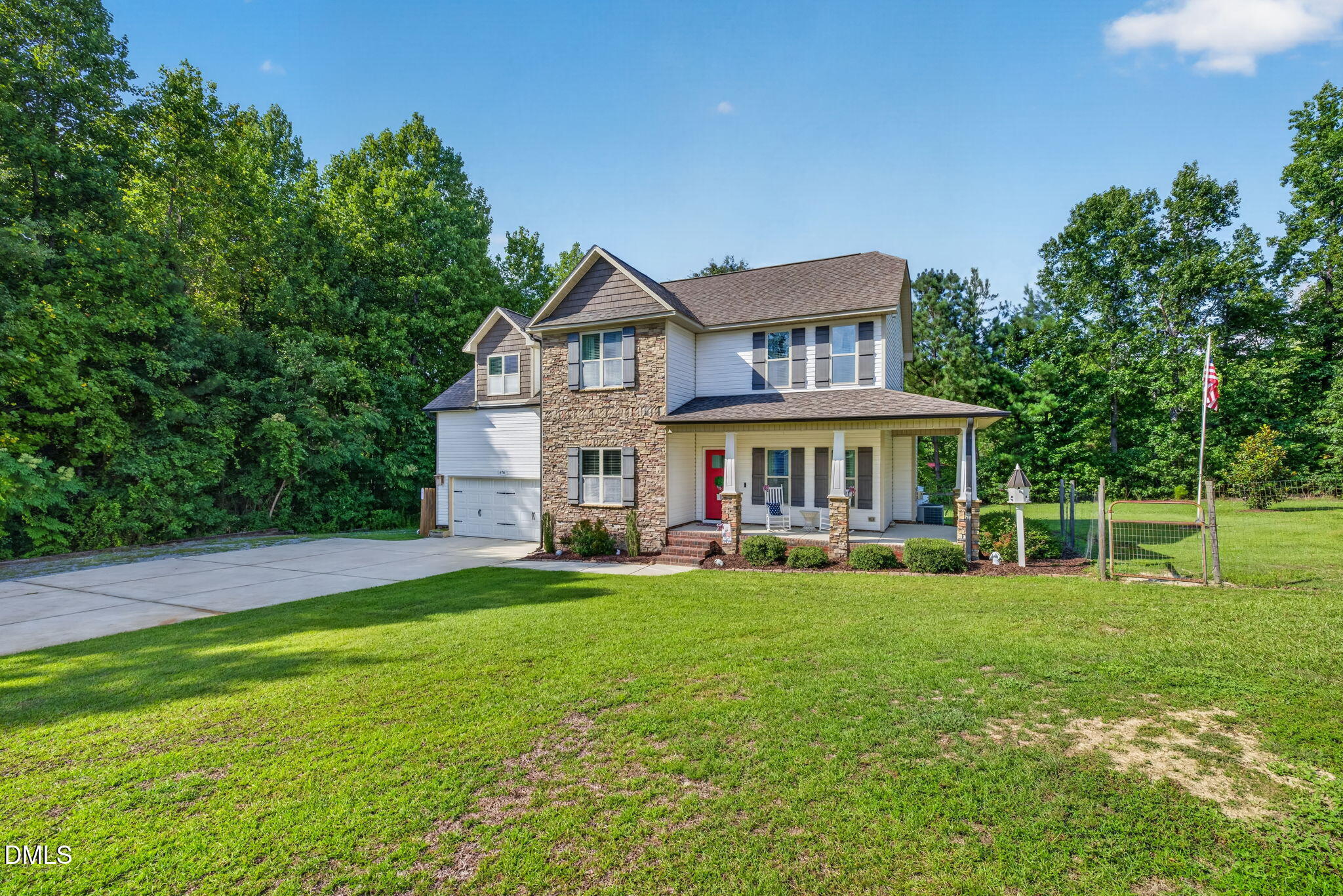176 Plainview Pointe Drive Property Photo 4