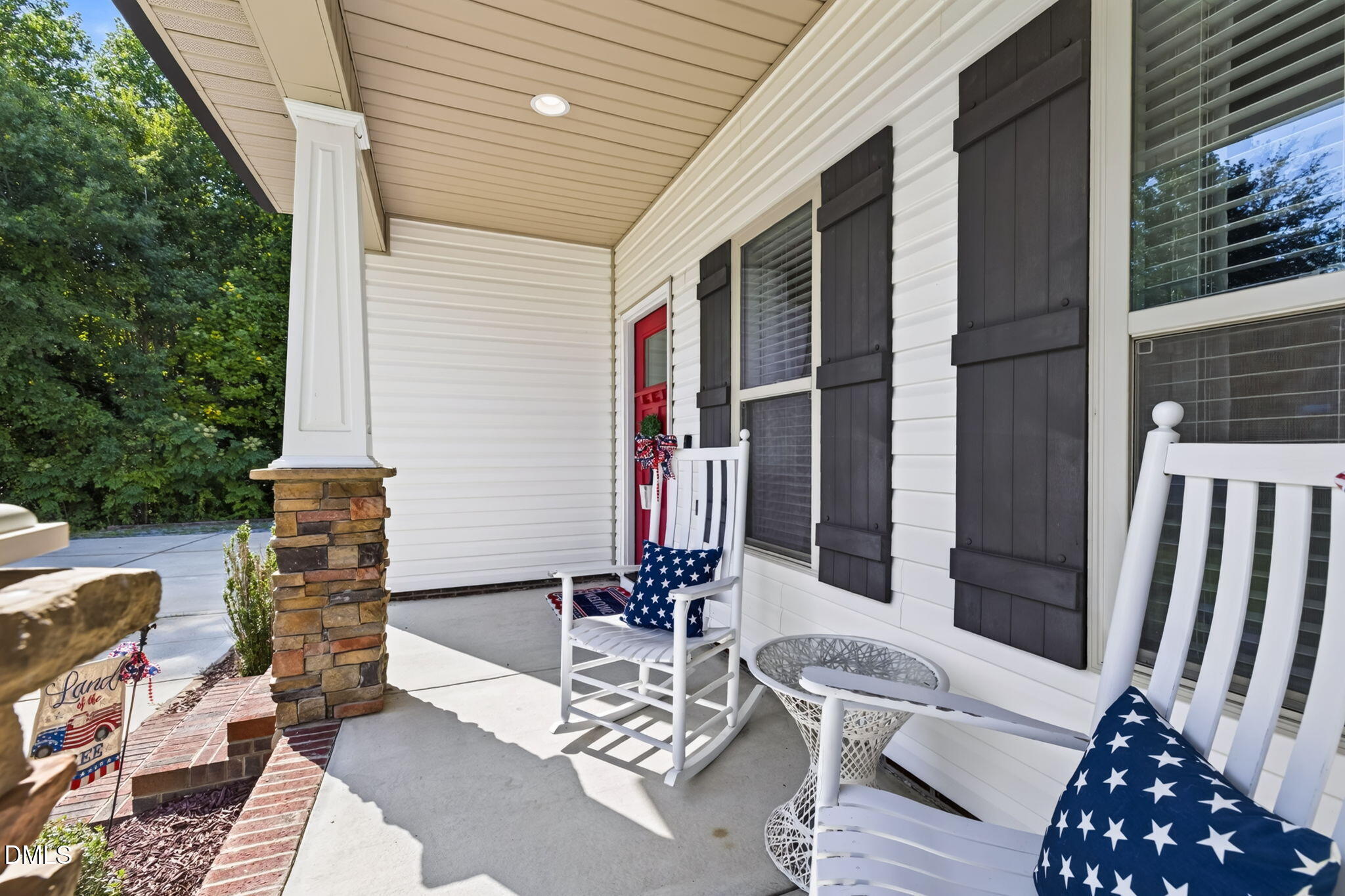 176 Plainview Pointe Drive Property Photo 8