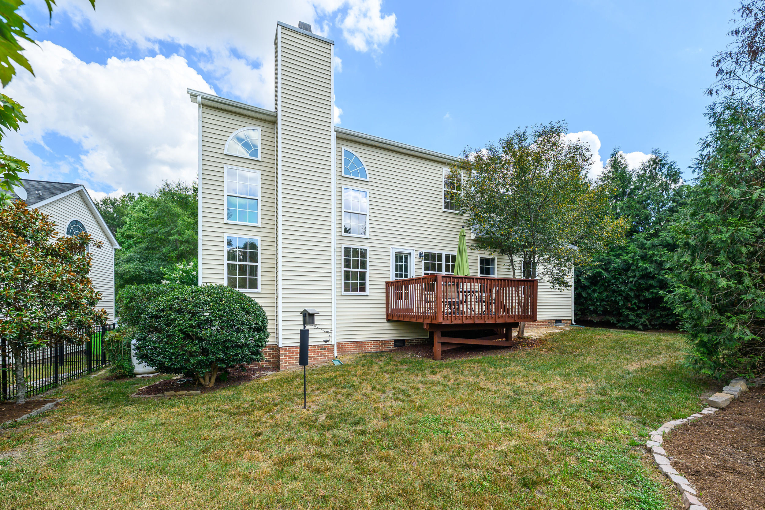 3505 Weir Way Property Photo 5