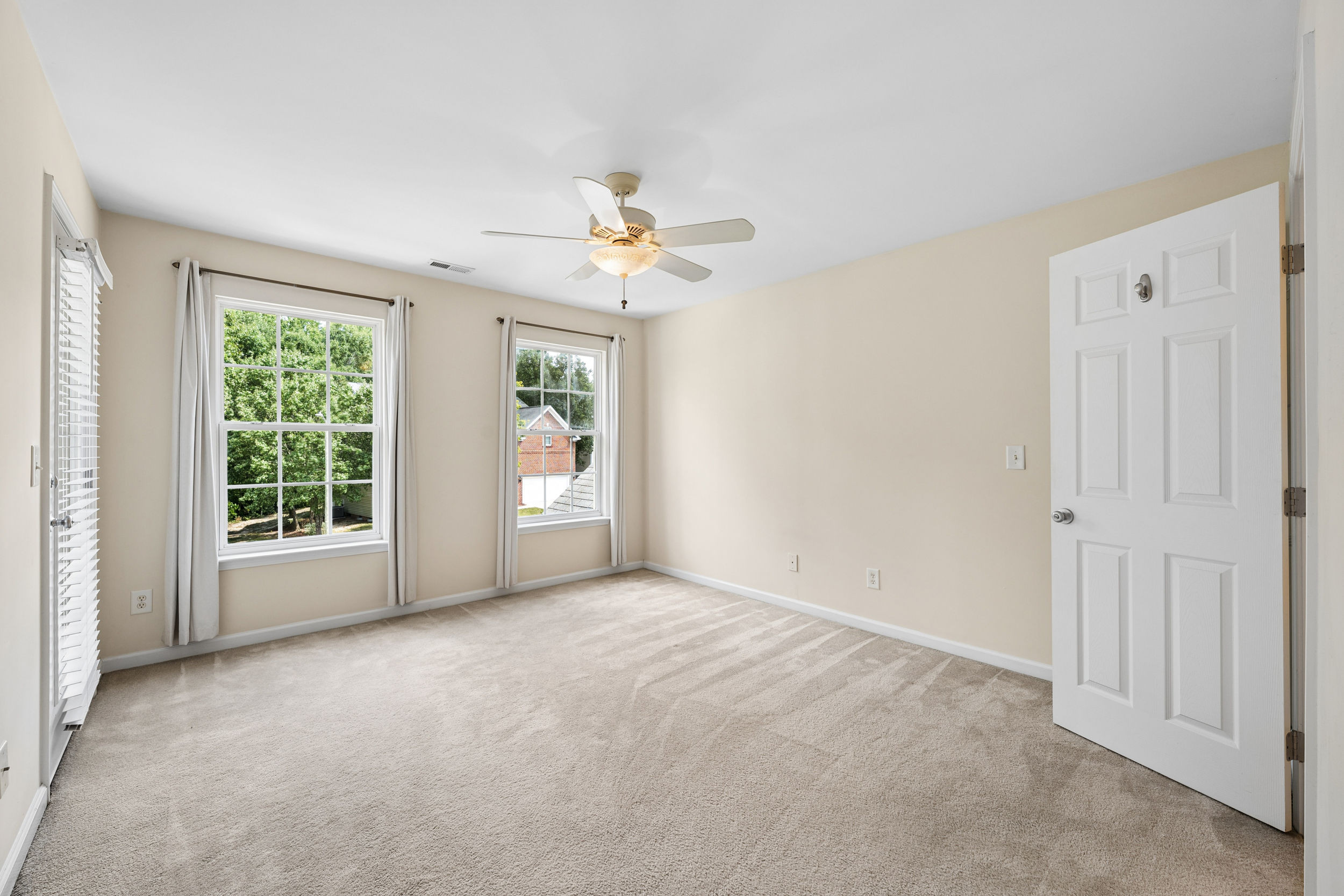 3505 Weir Way Property Photo 14