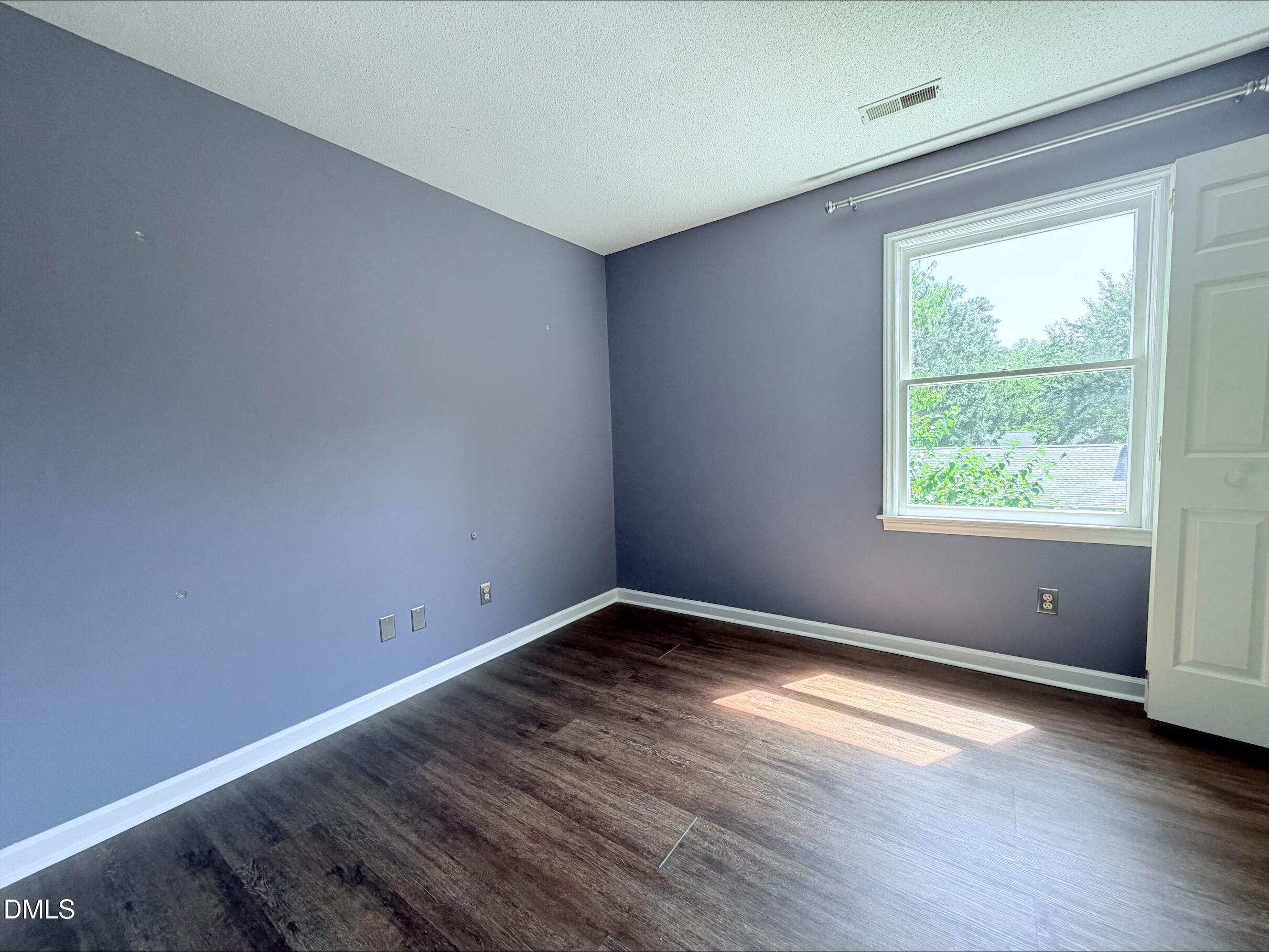 100 Drywood Place Property Photo 10