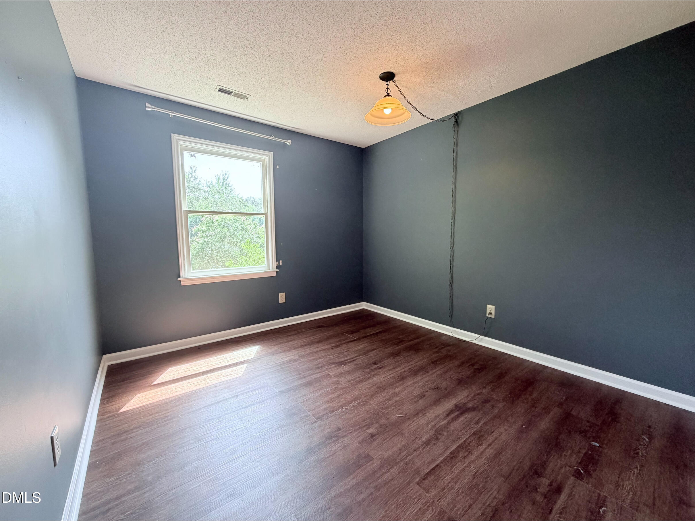 100 Drywood Place Property Photo 11