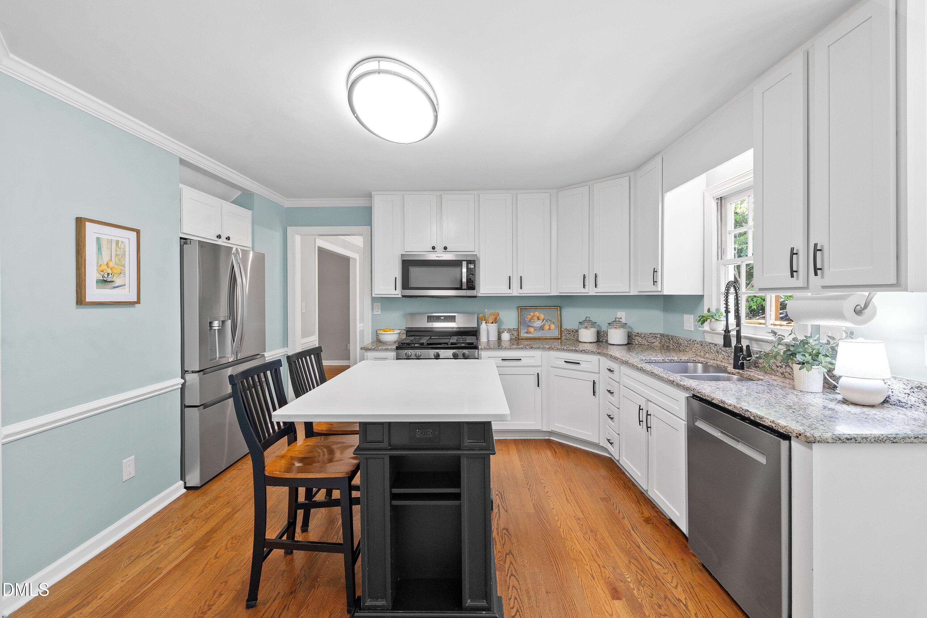 1006 Oakwell Court Property Photo 20