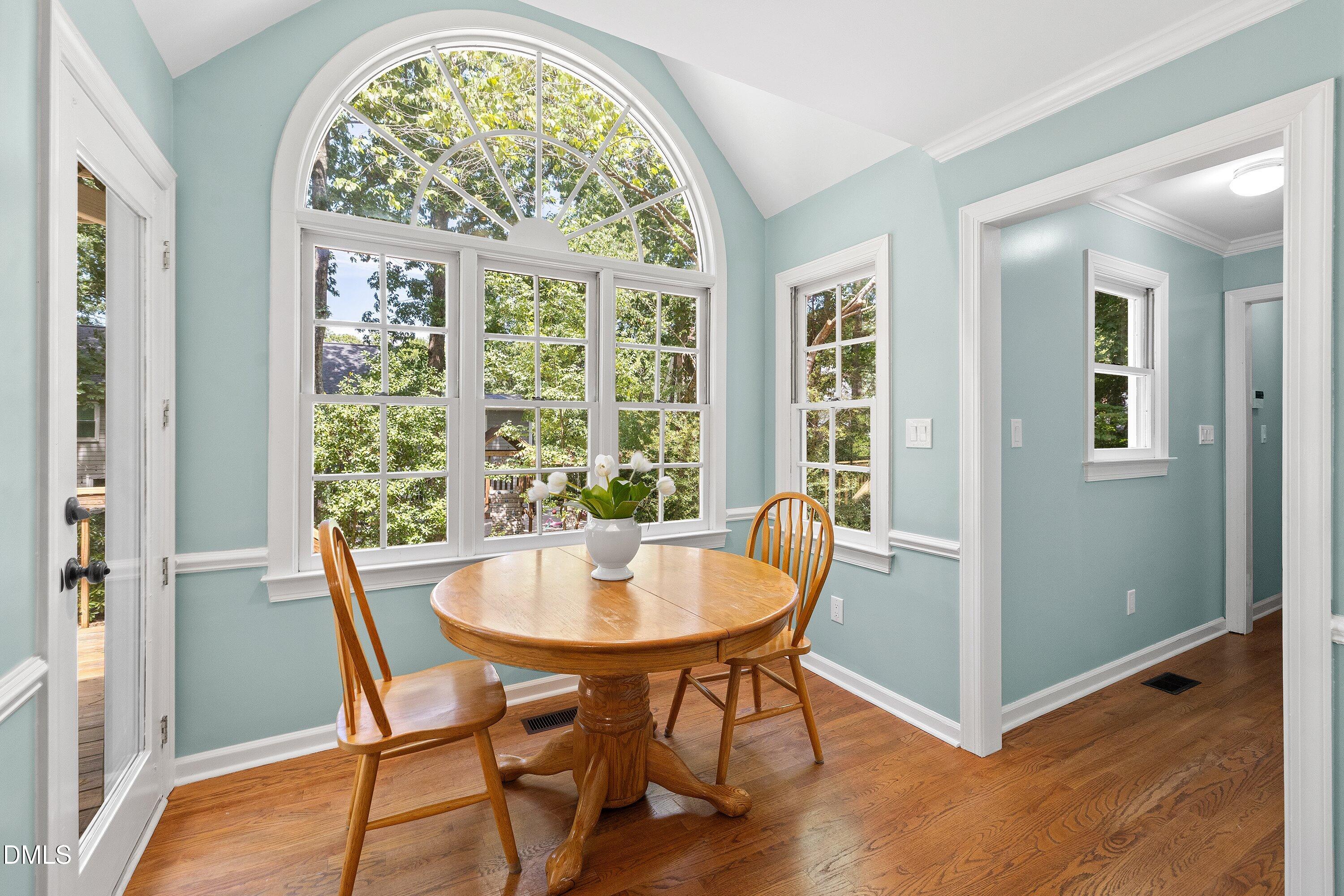 1006 Oakwell Court Property Photo 23
