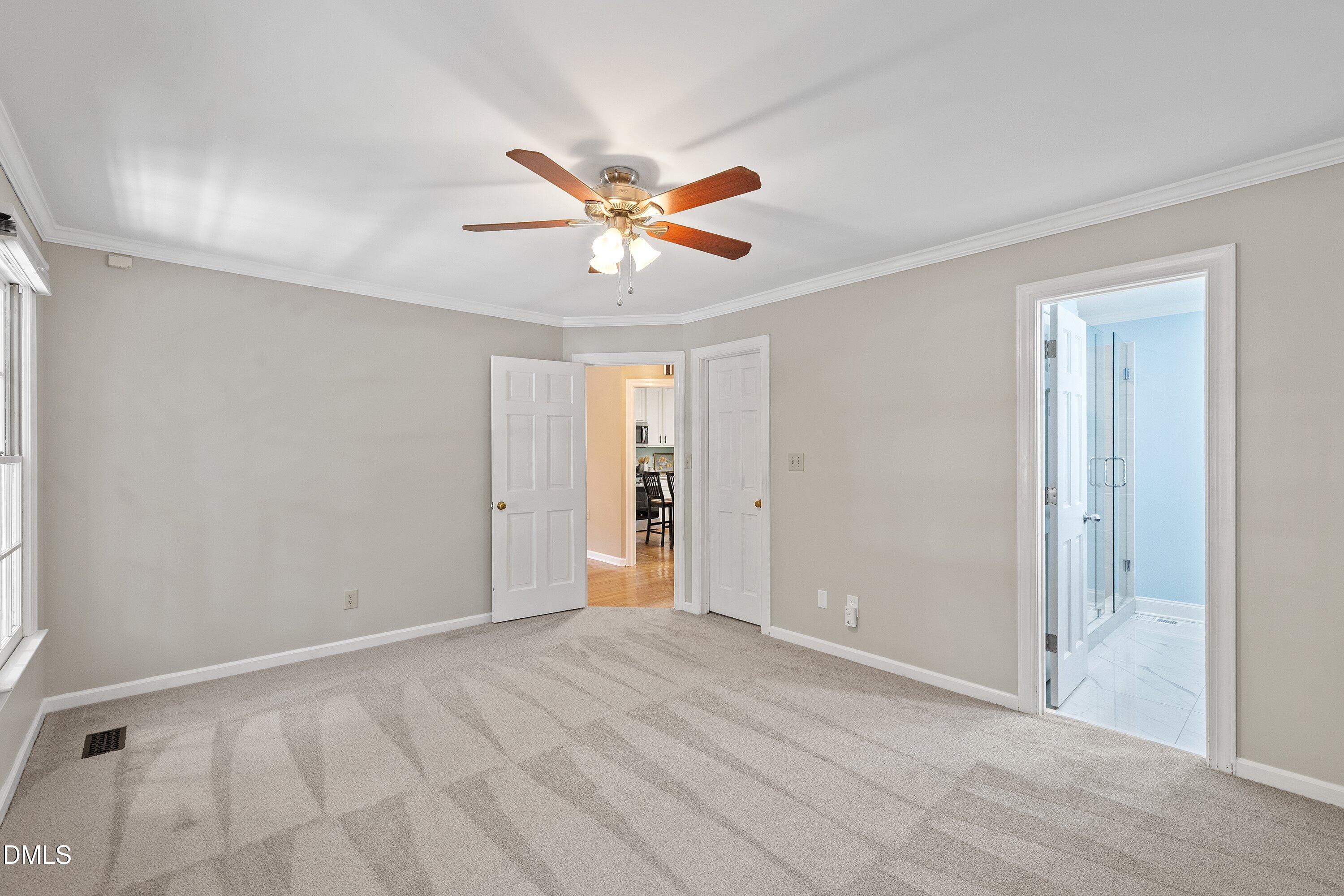 1006 Oakwell Court Property Photo 28