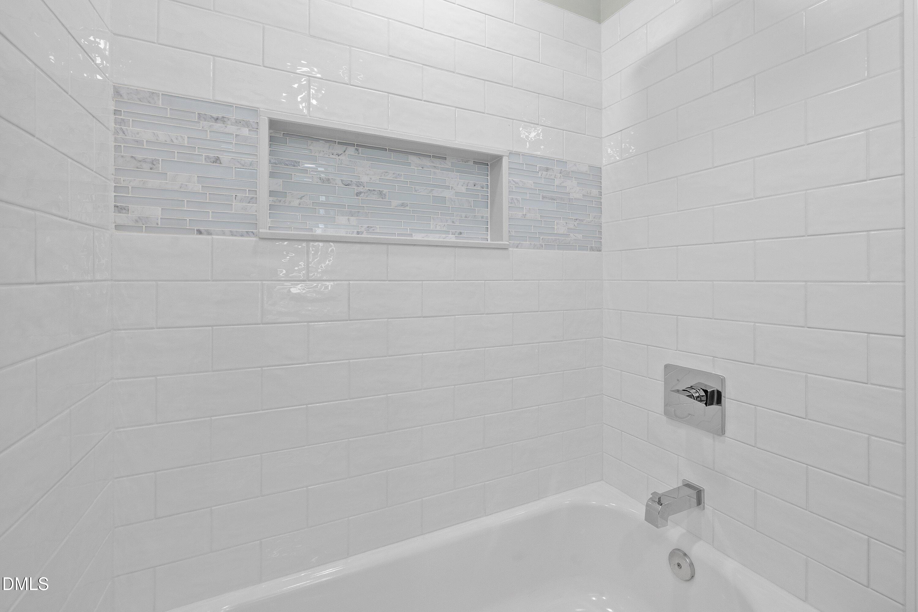 1006 Oakwell Court Property Photo 38