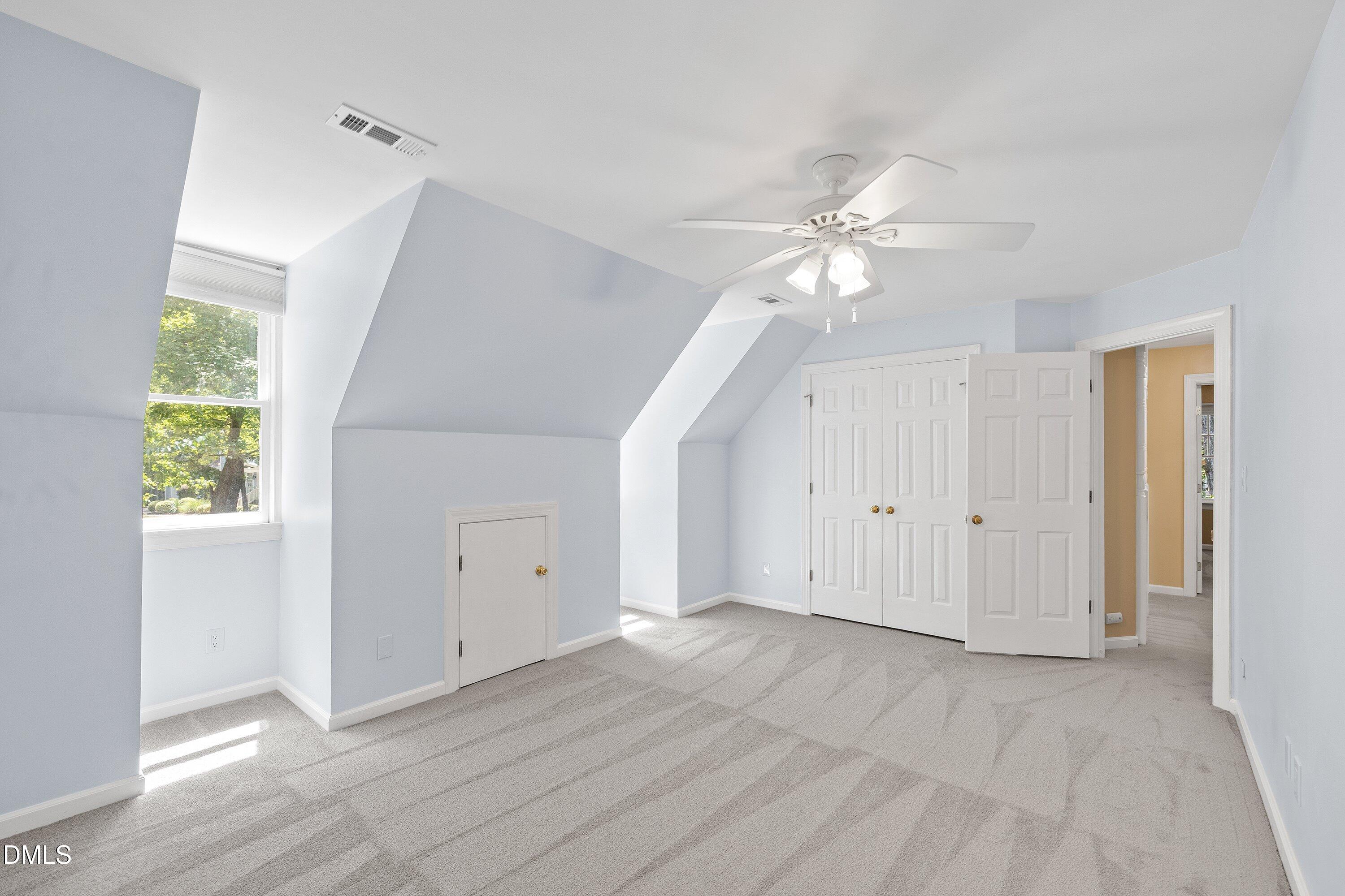 1006 Oakwell Court Property Photo 45