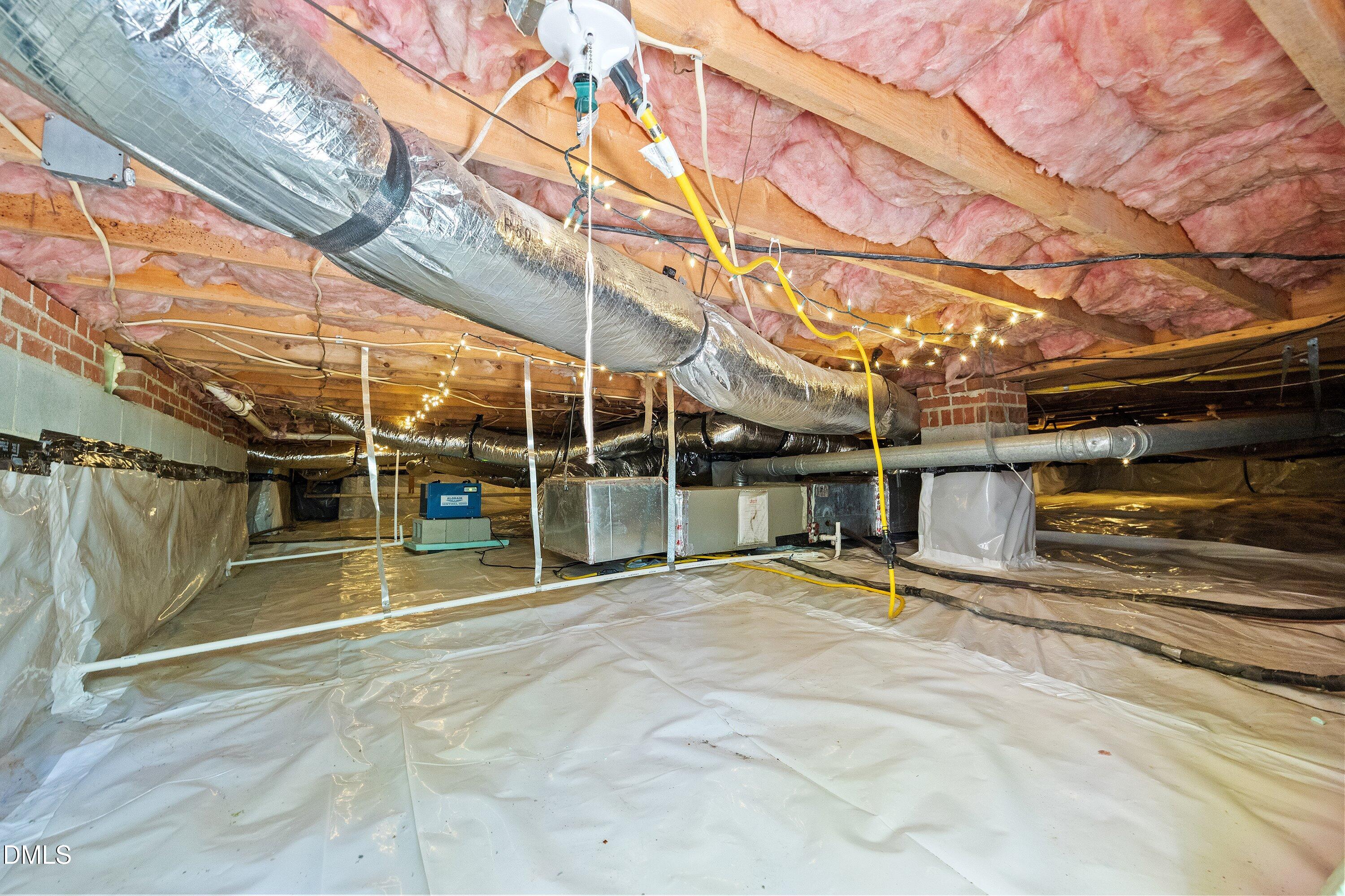 1006 Oakwell Court Property Photo 57