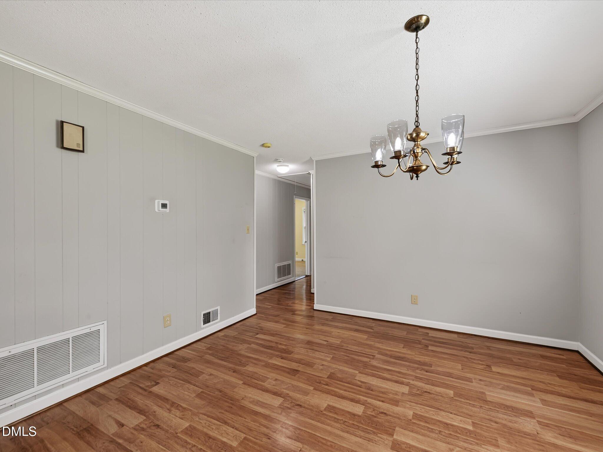 609 Page Street Property Photo 9