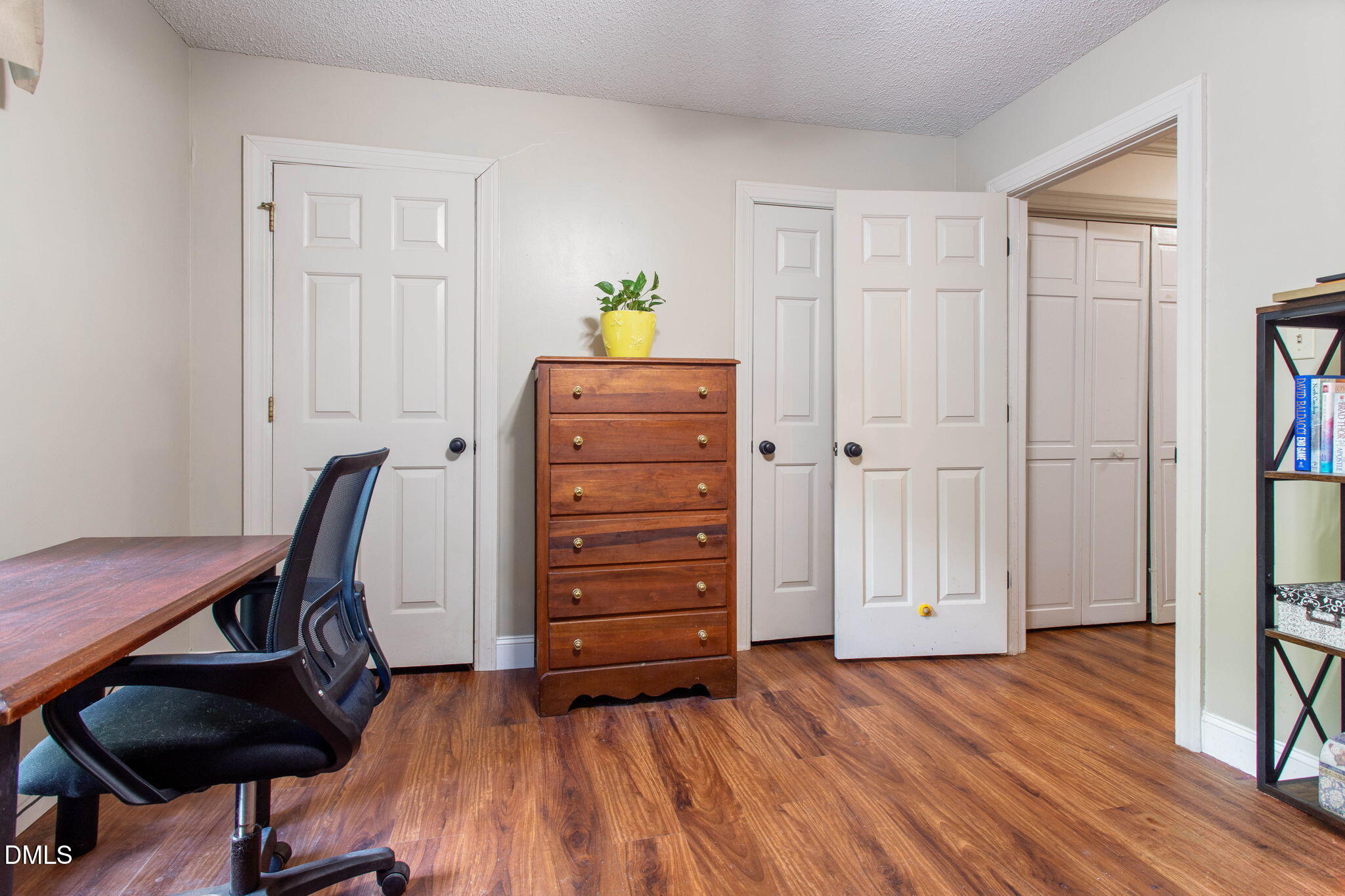 101 Hedgerow Court Property Photo 12
