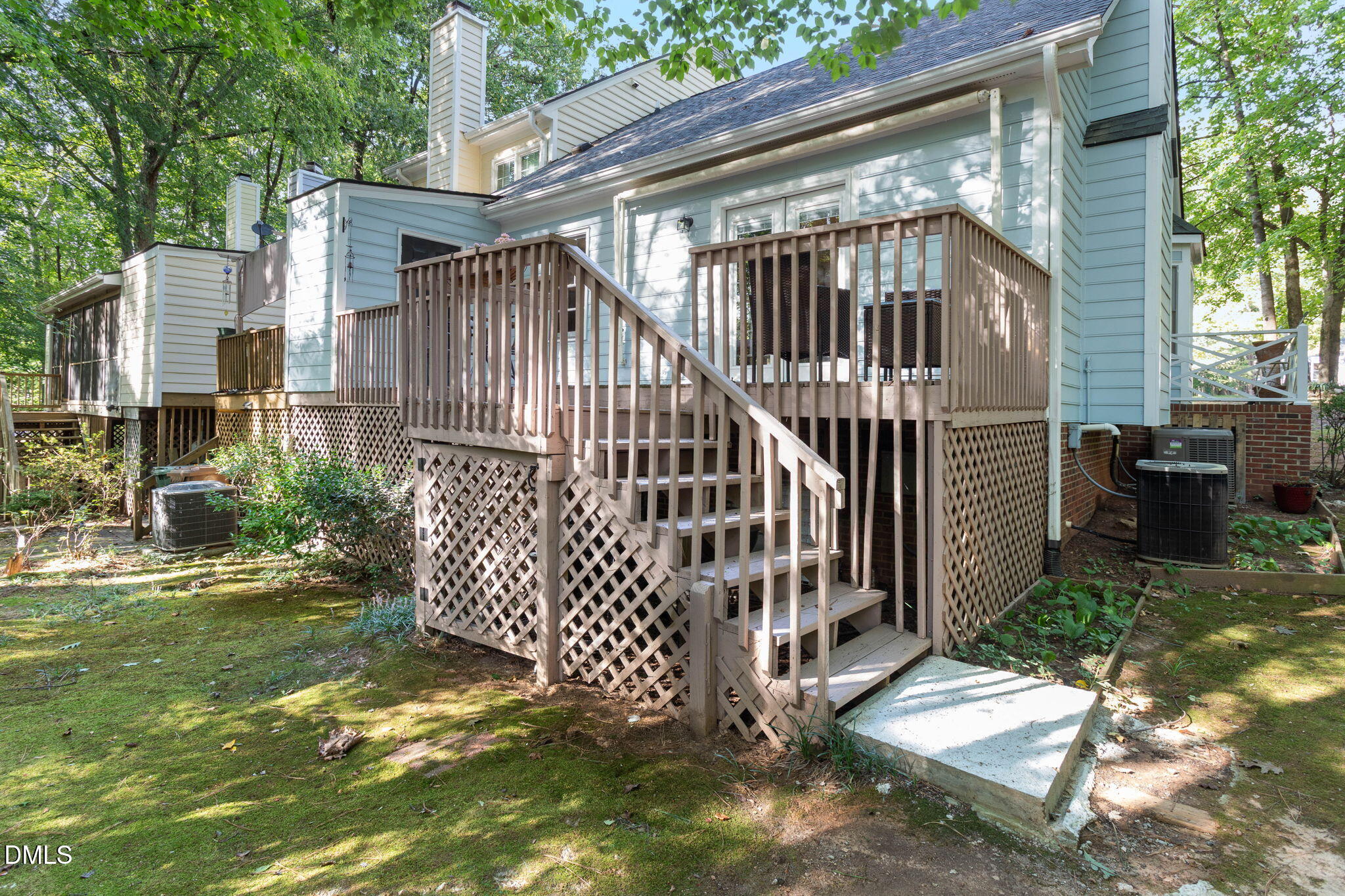 101 Hedgerow Court Property Photo 23