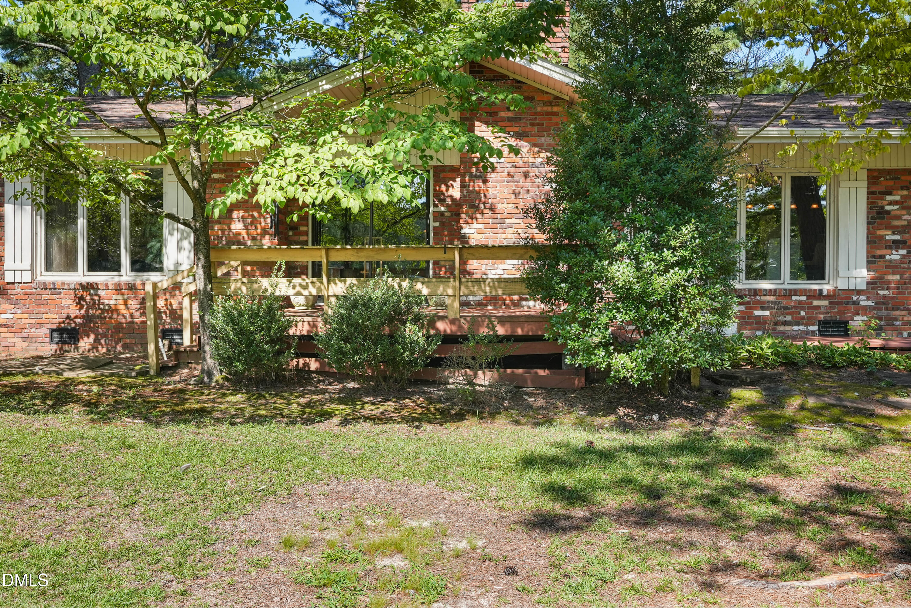 2292 Fairground Road Property Photo 3