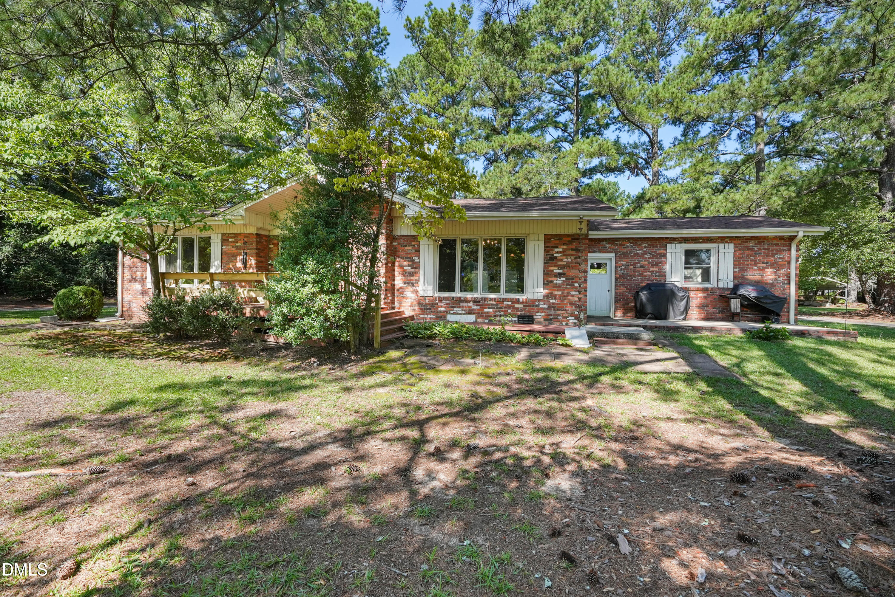 2292 Fairground Road Property Photo 6
