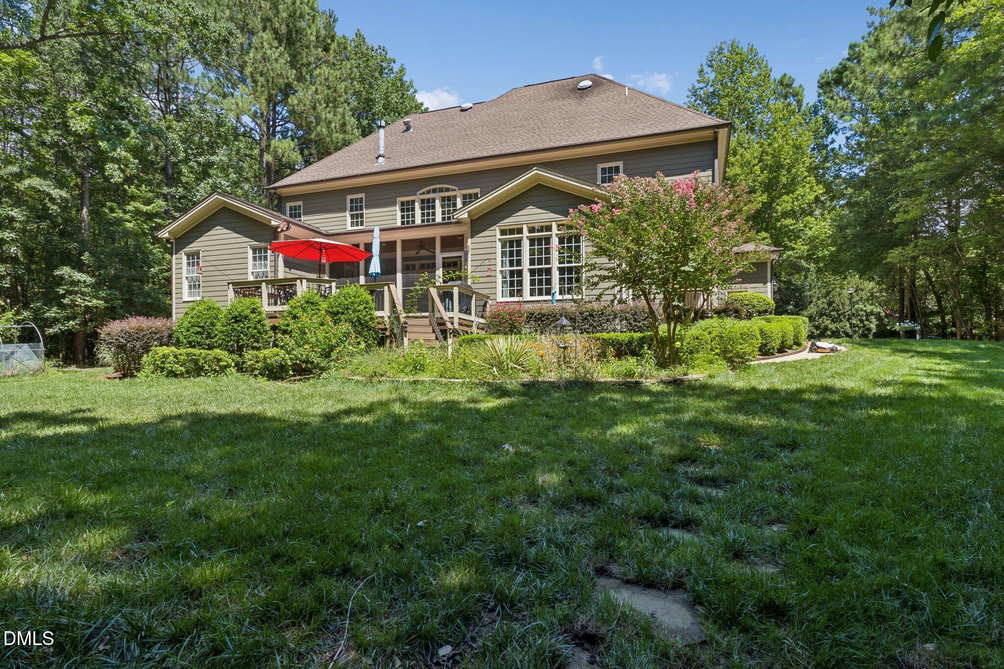 1212 Prairie Pond Circle Property Photo 3