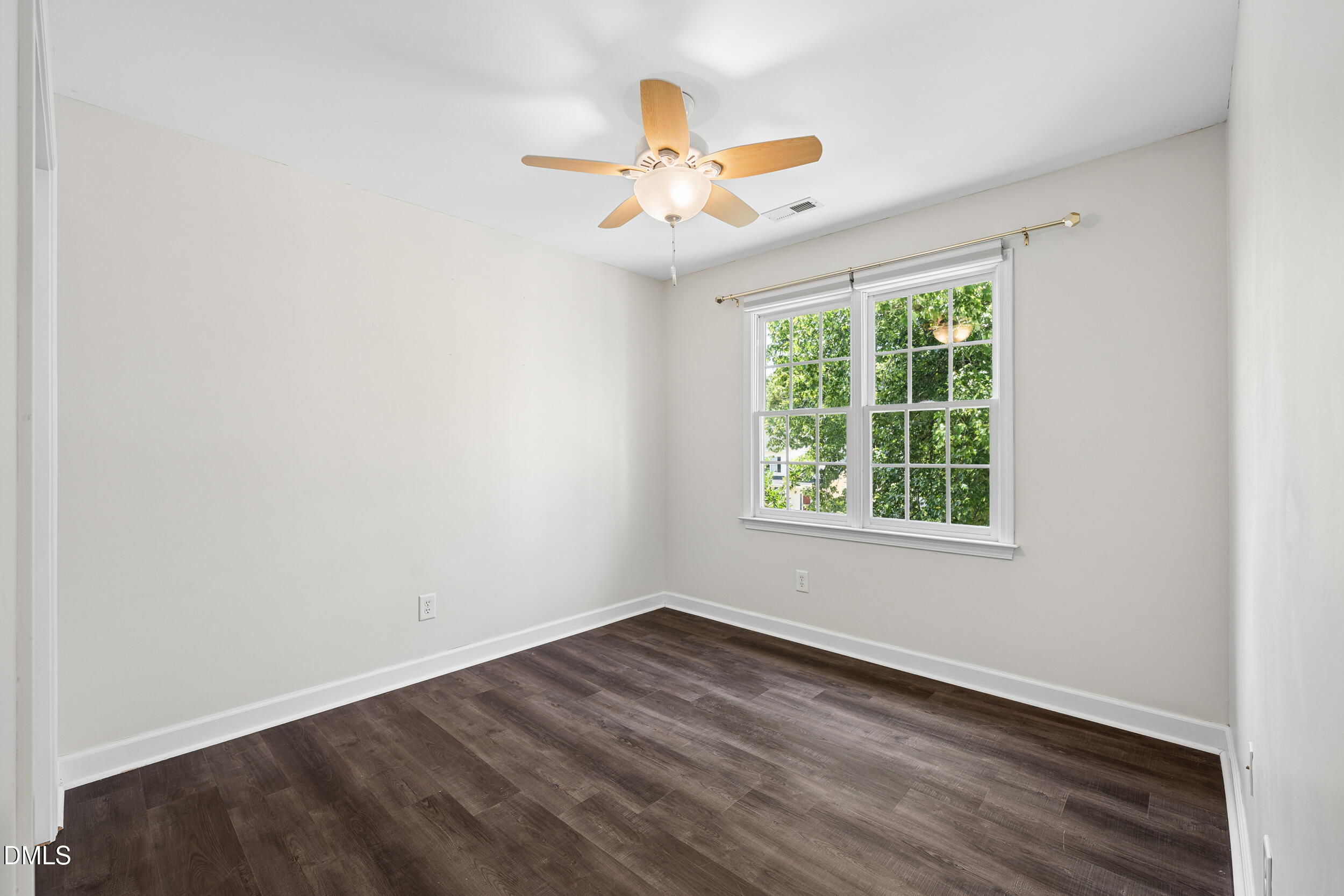 5 Silverwood Court Property Photo 25