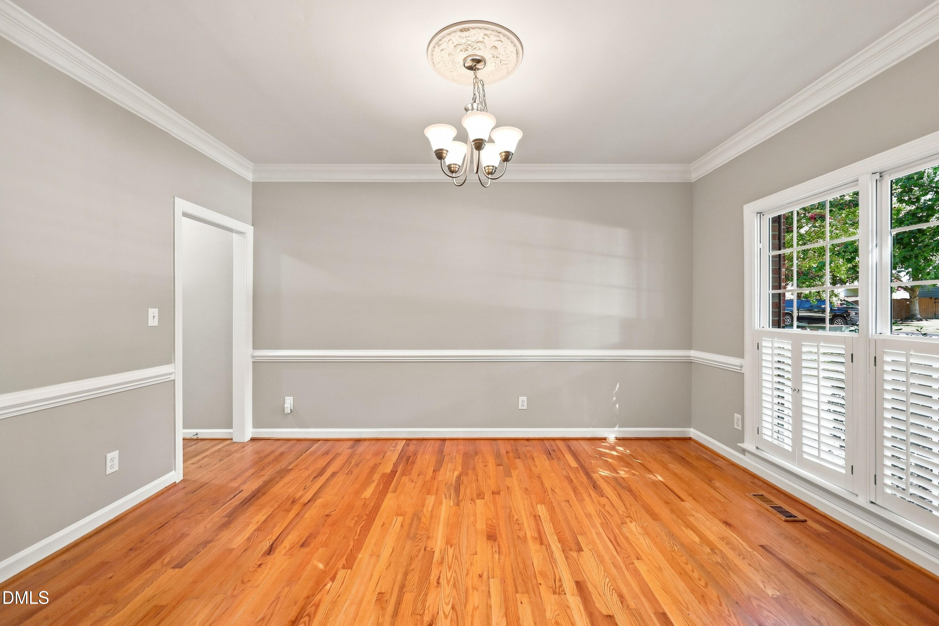 1312 Loghouse Street Property Photo 6