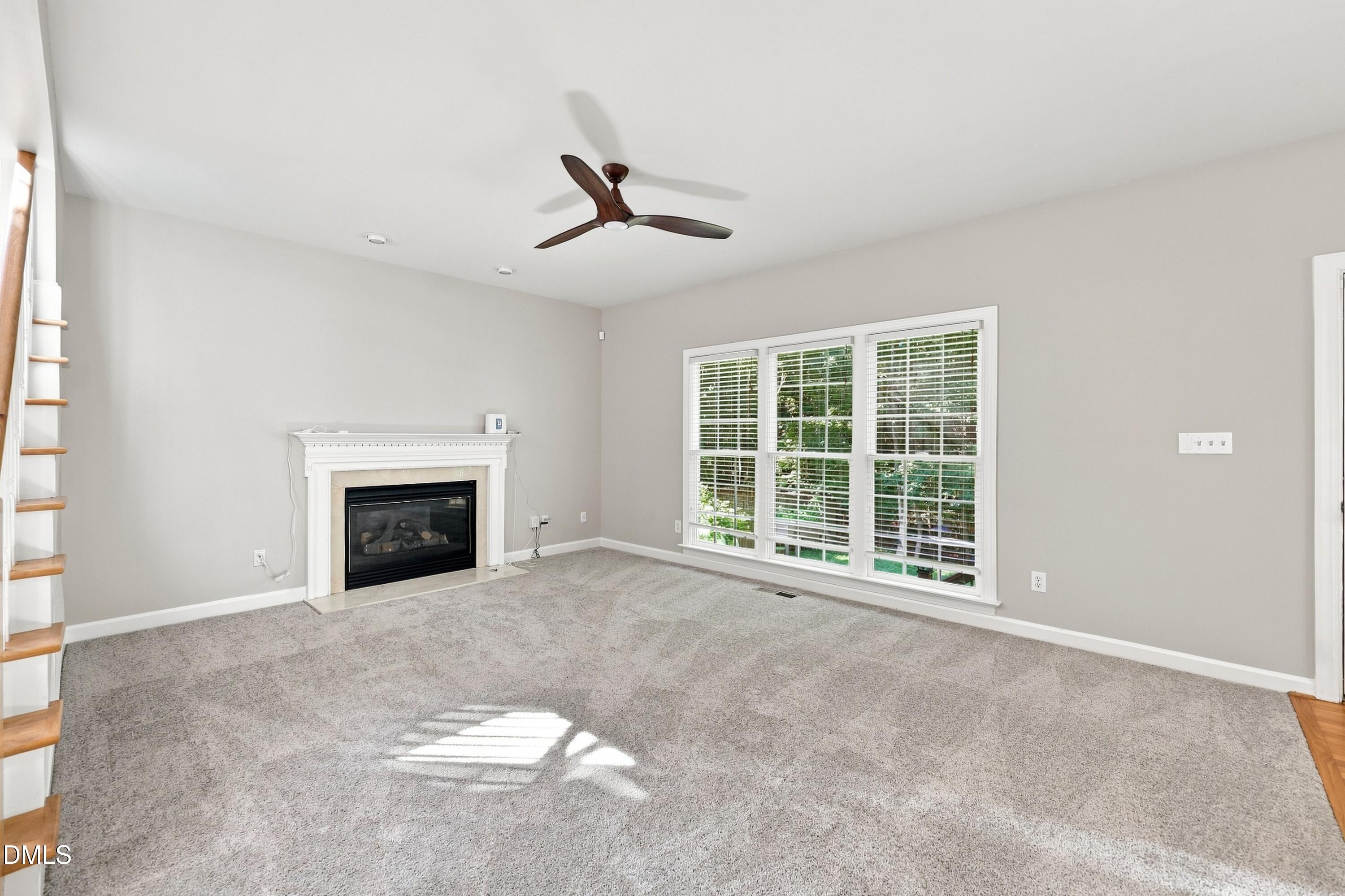1312 Loghouse Street Property Photo 8