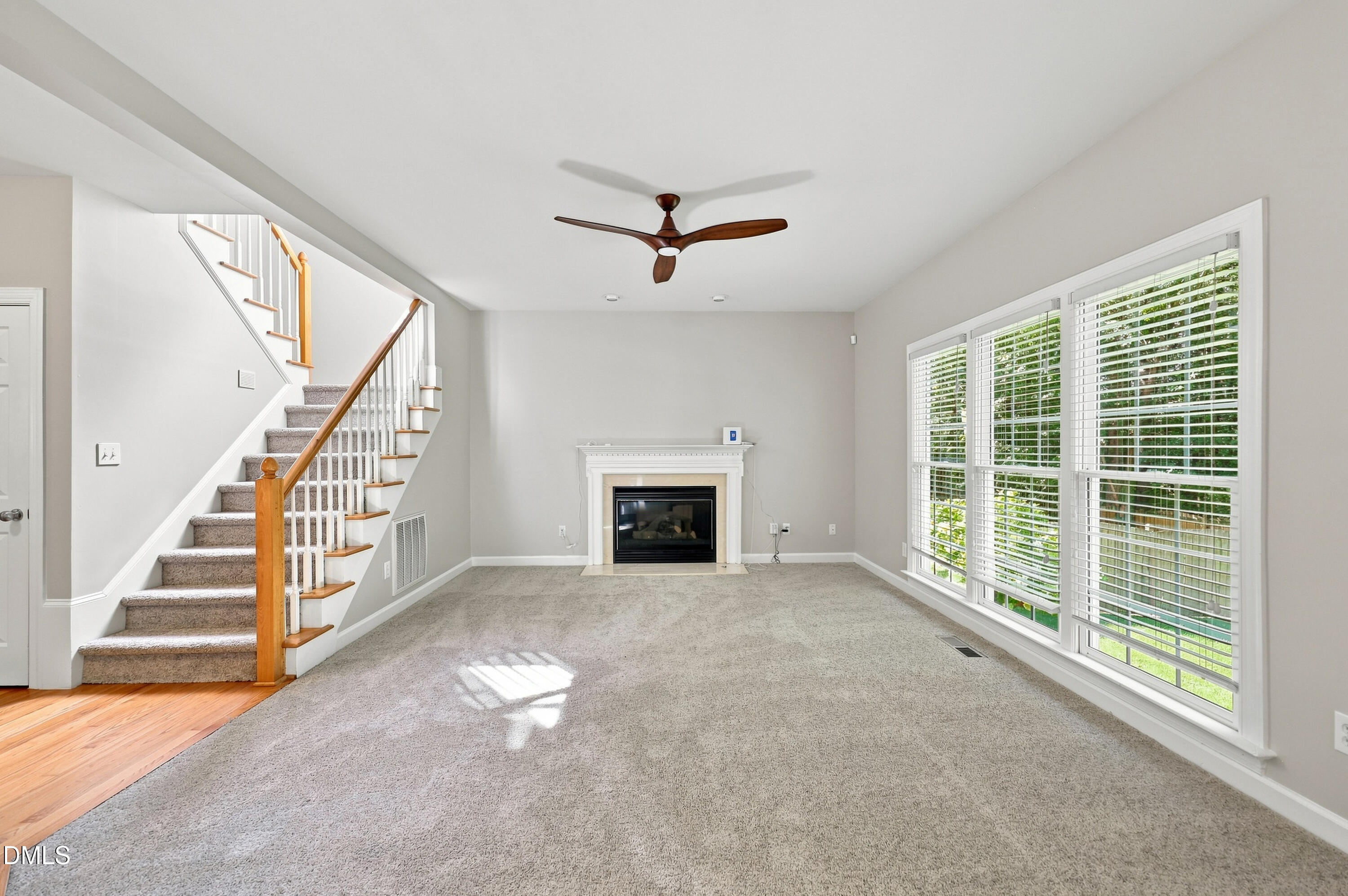 1312 Loghouse Street Property Photo 9