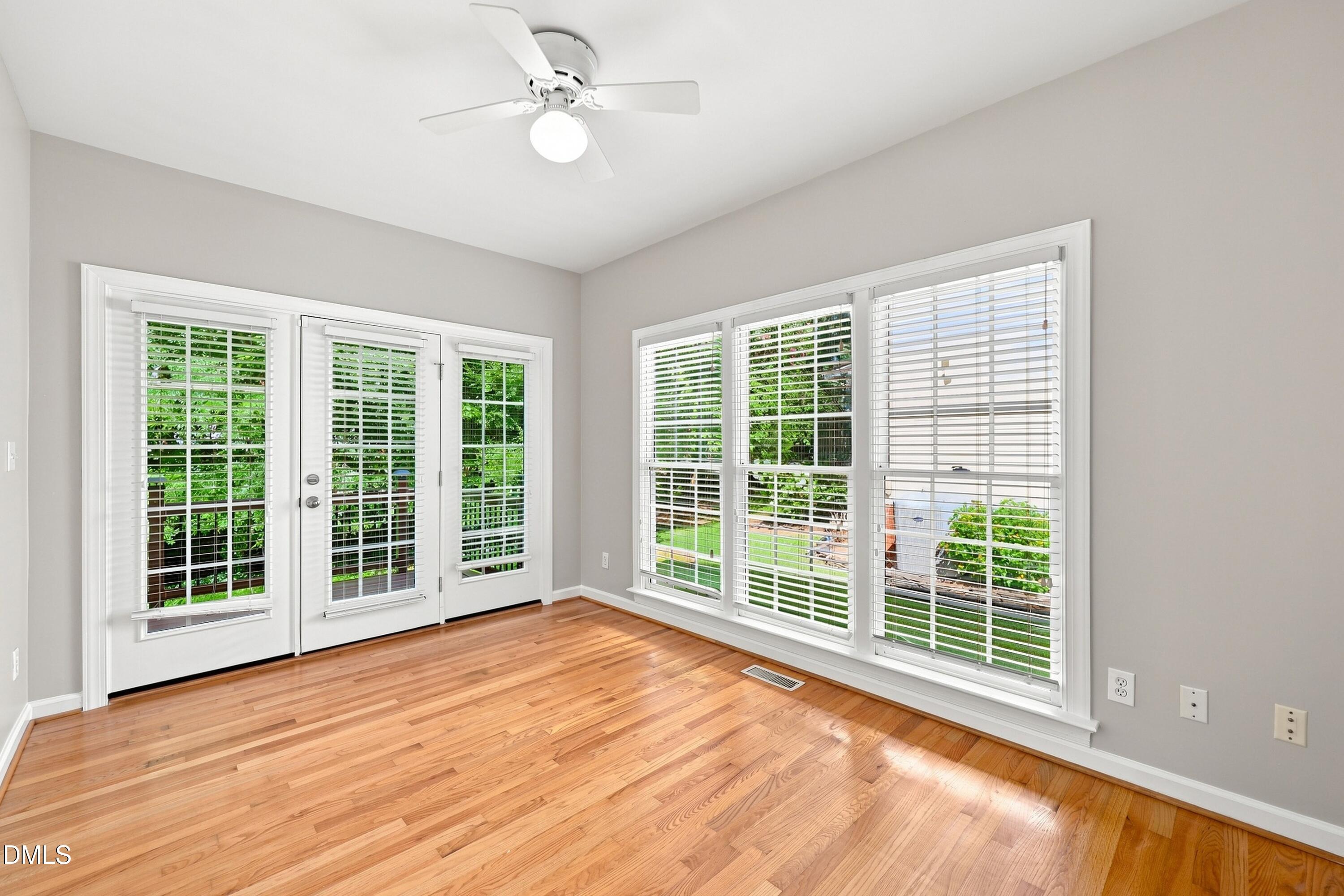 1312 Loghouse Street Property Photo 15