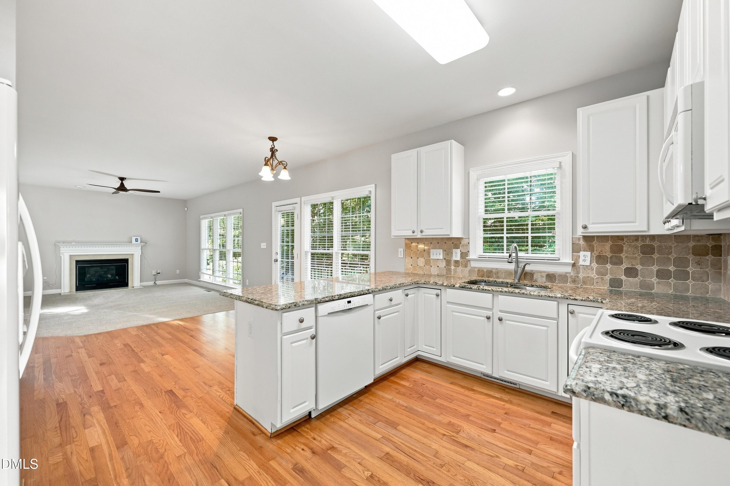 1312 Loghouse Street Property Photo 18