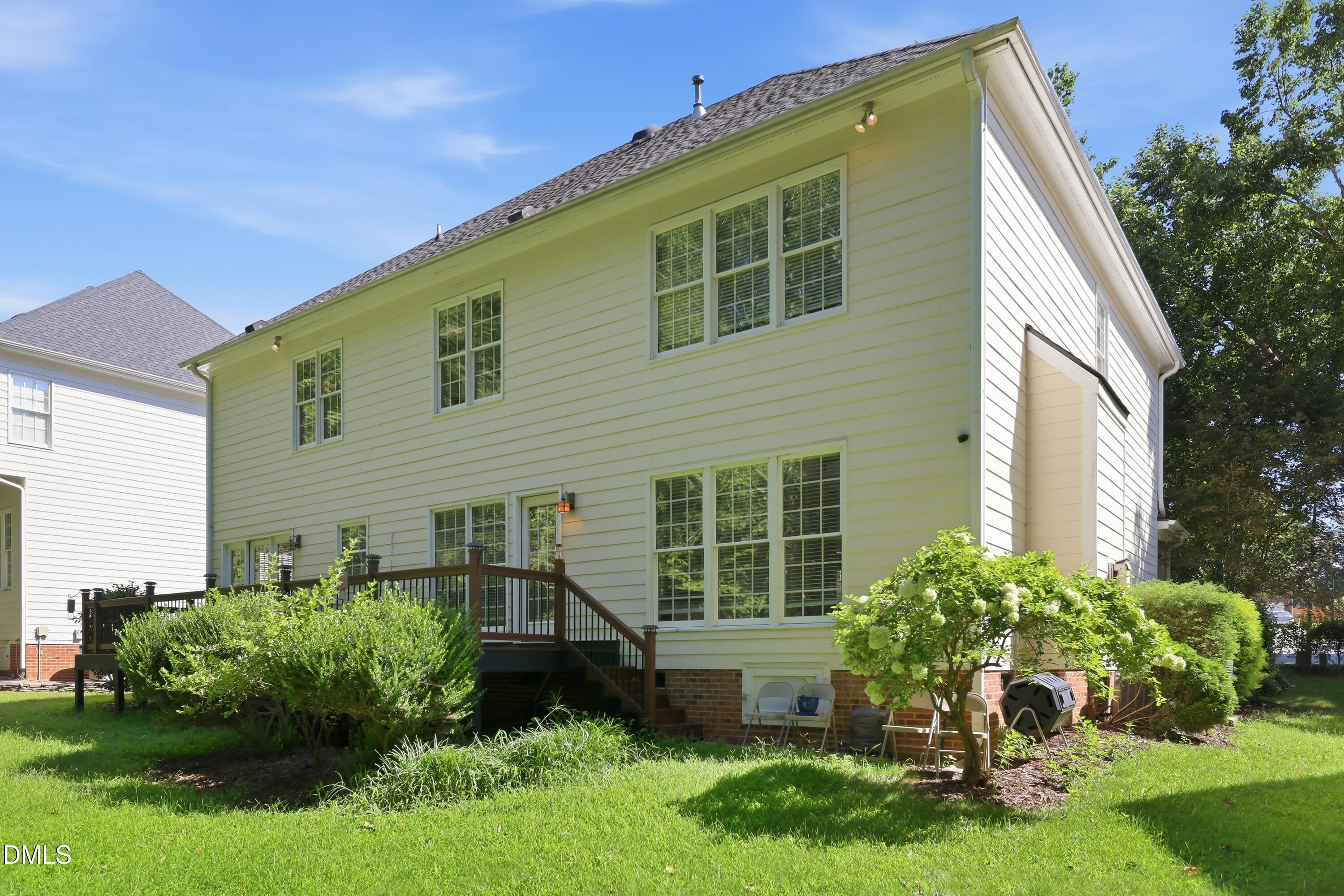 1312 Loghouse Street Property Photo 31