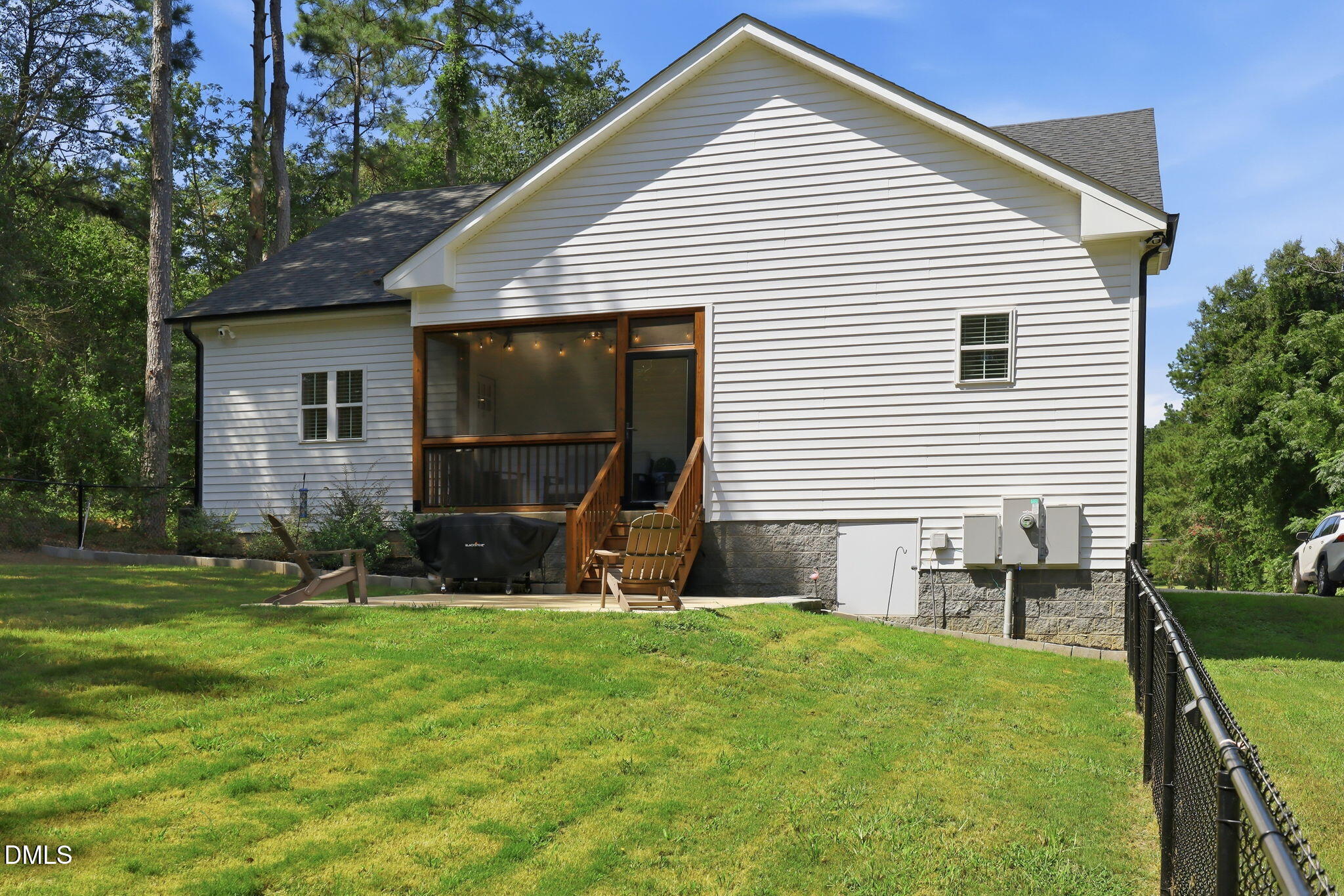 552 N Orange Street Property Photo 37