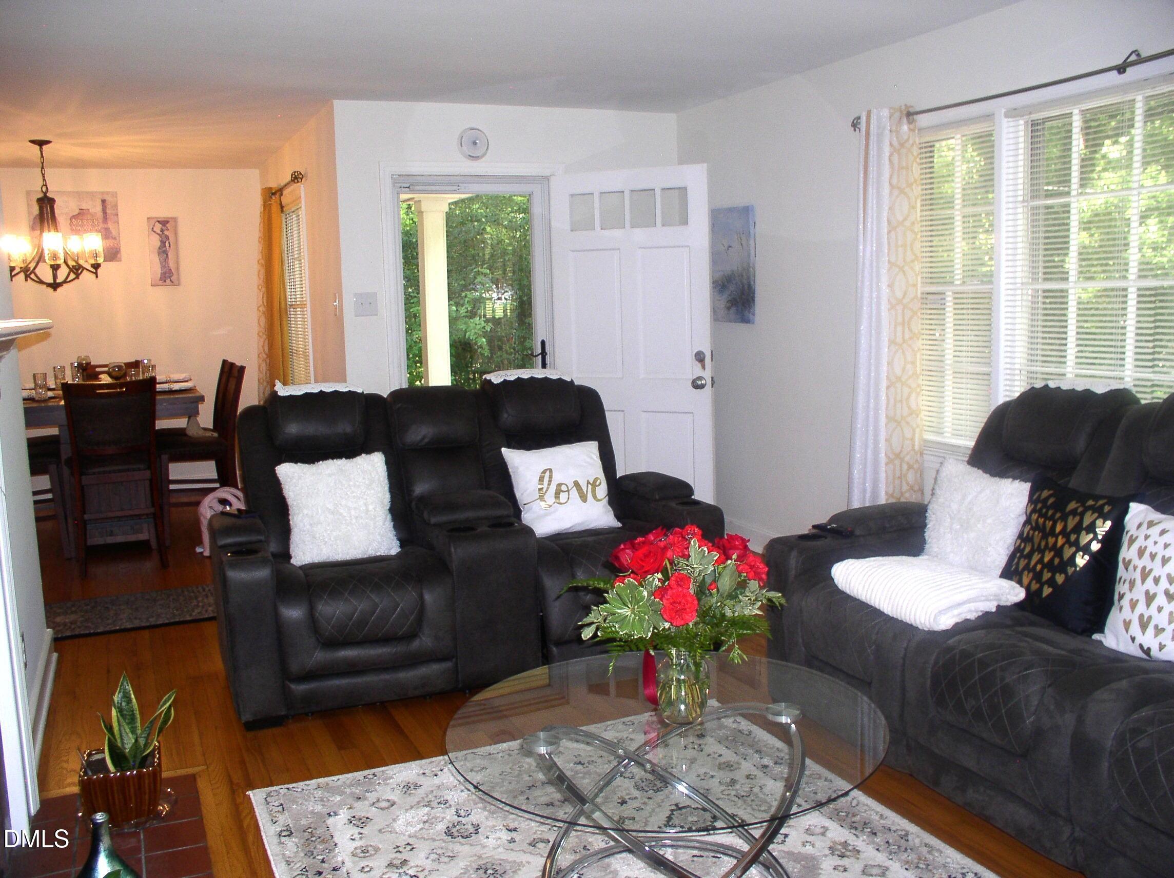 229 Perry Street Property Photo 2