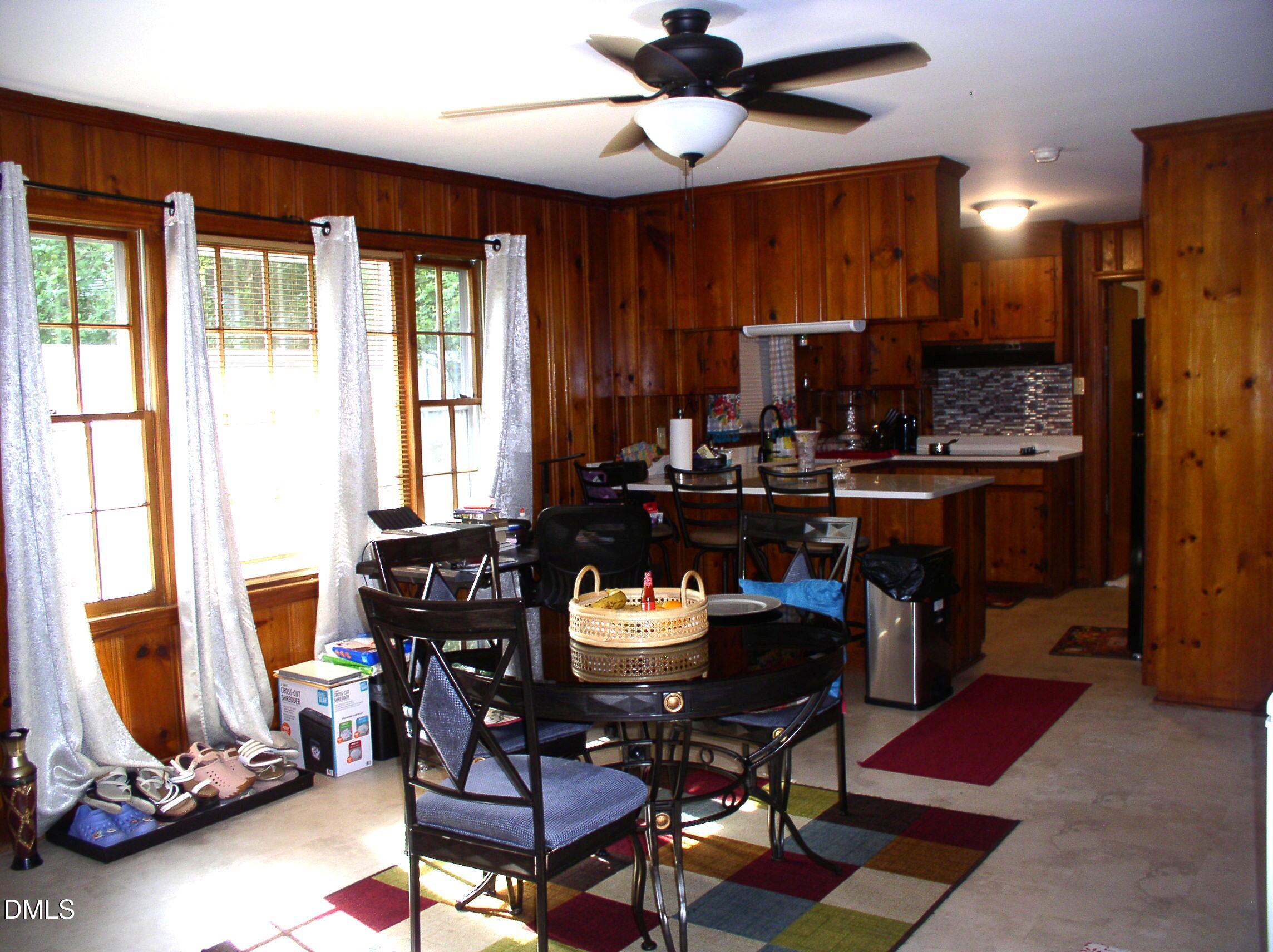 229 Perry Street Property Photo 9